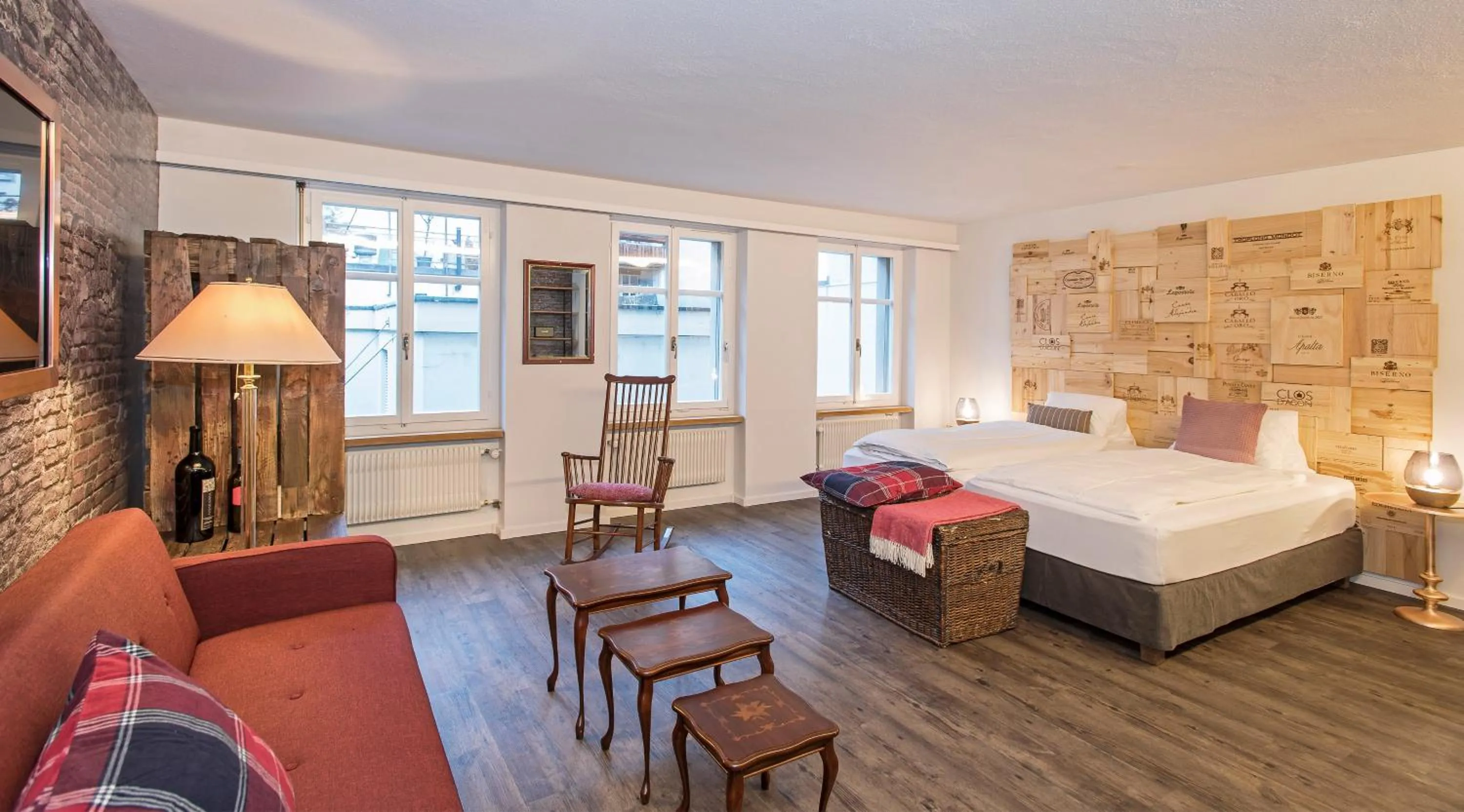 Photo of the whole room, Bed in Hotel 2B