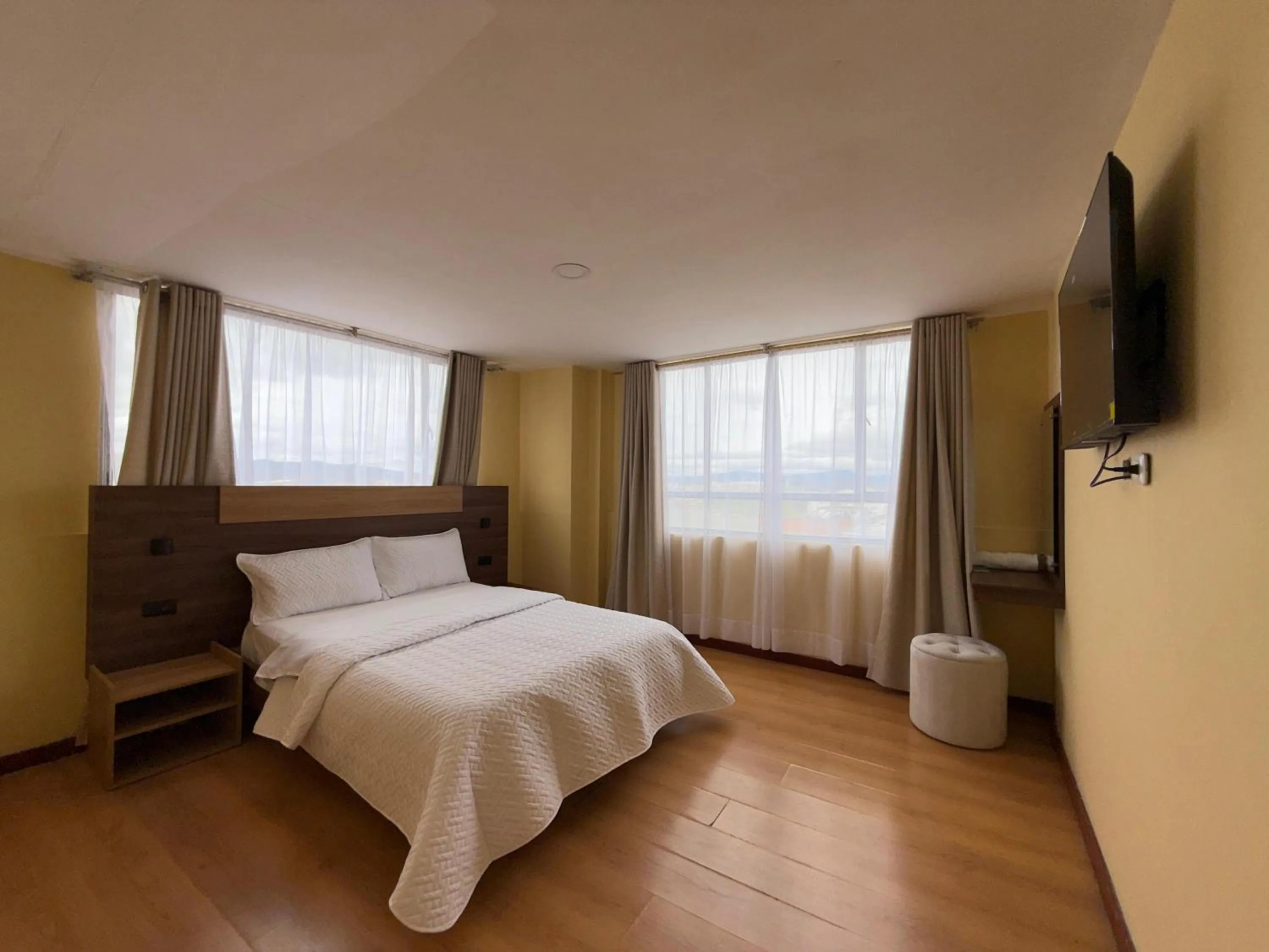 Bed in Hotel Suyusama
