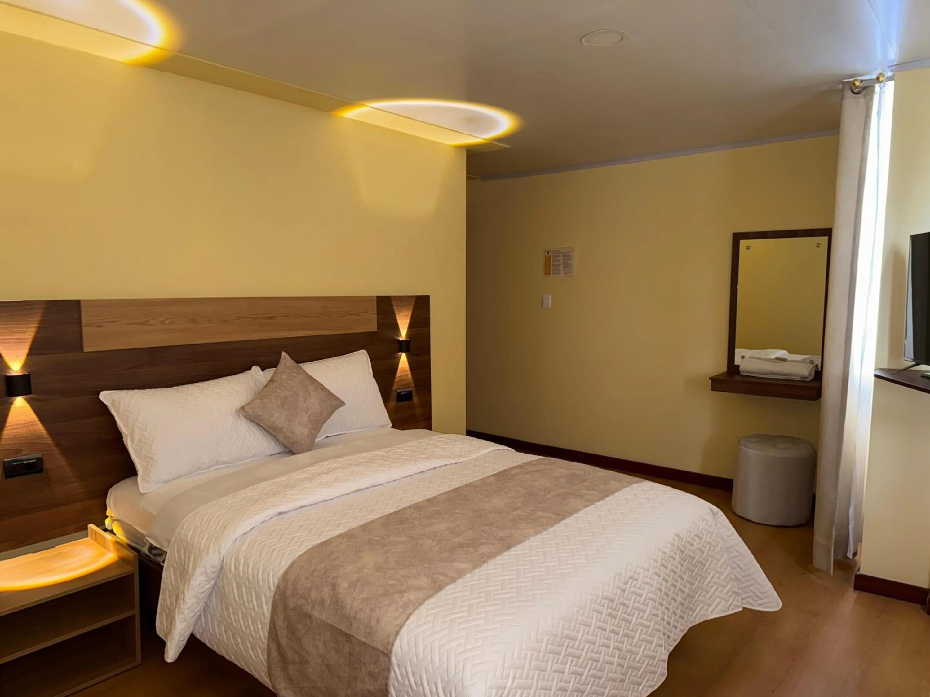 Bed in Hotel Suyusama