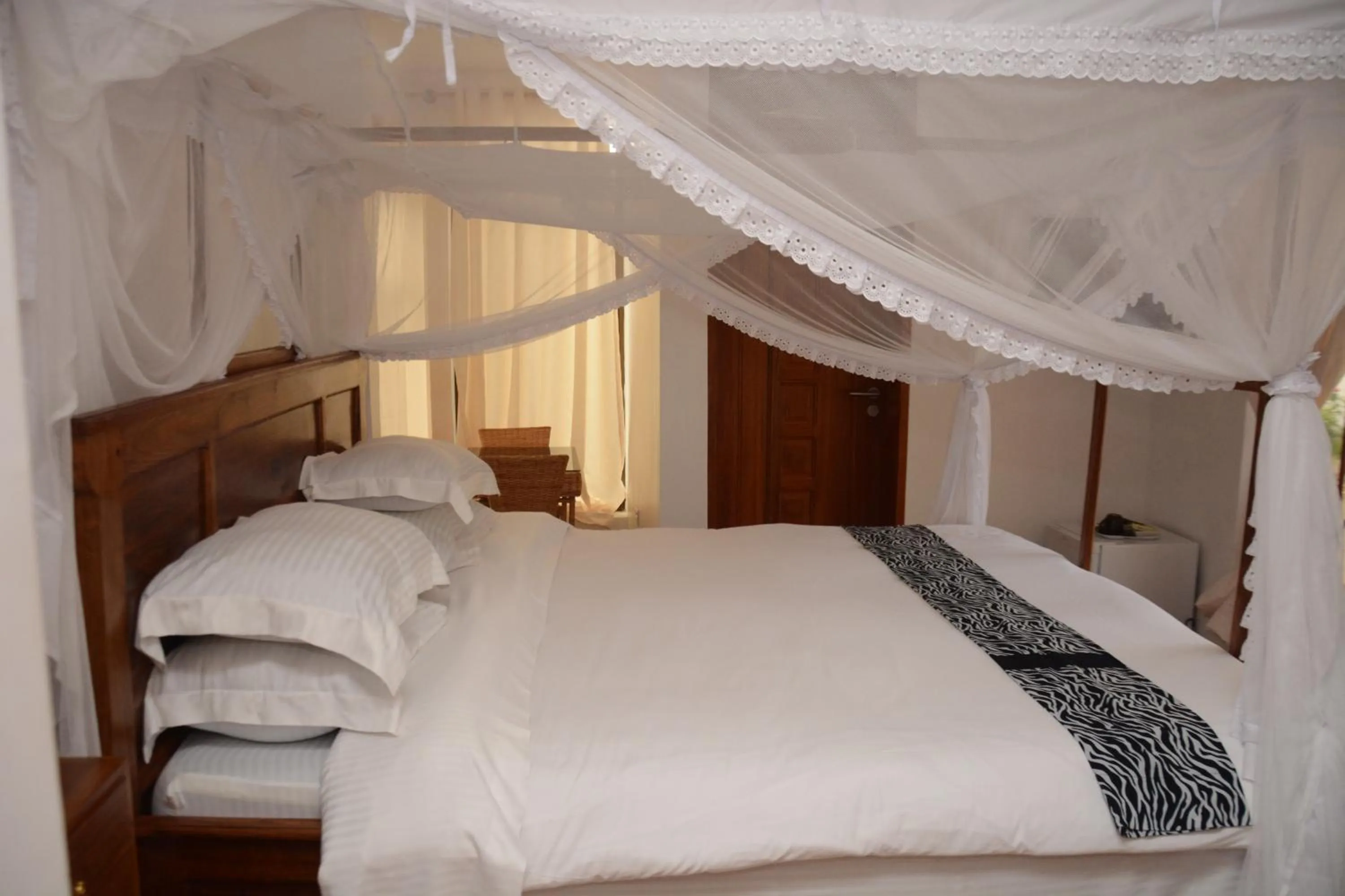 Photo of the whole room, Bed in Villa Dahl Beach Resort