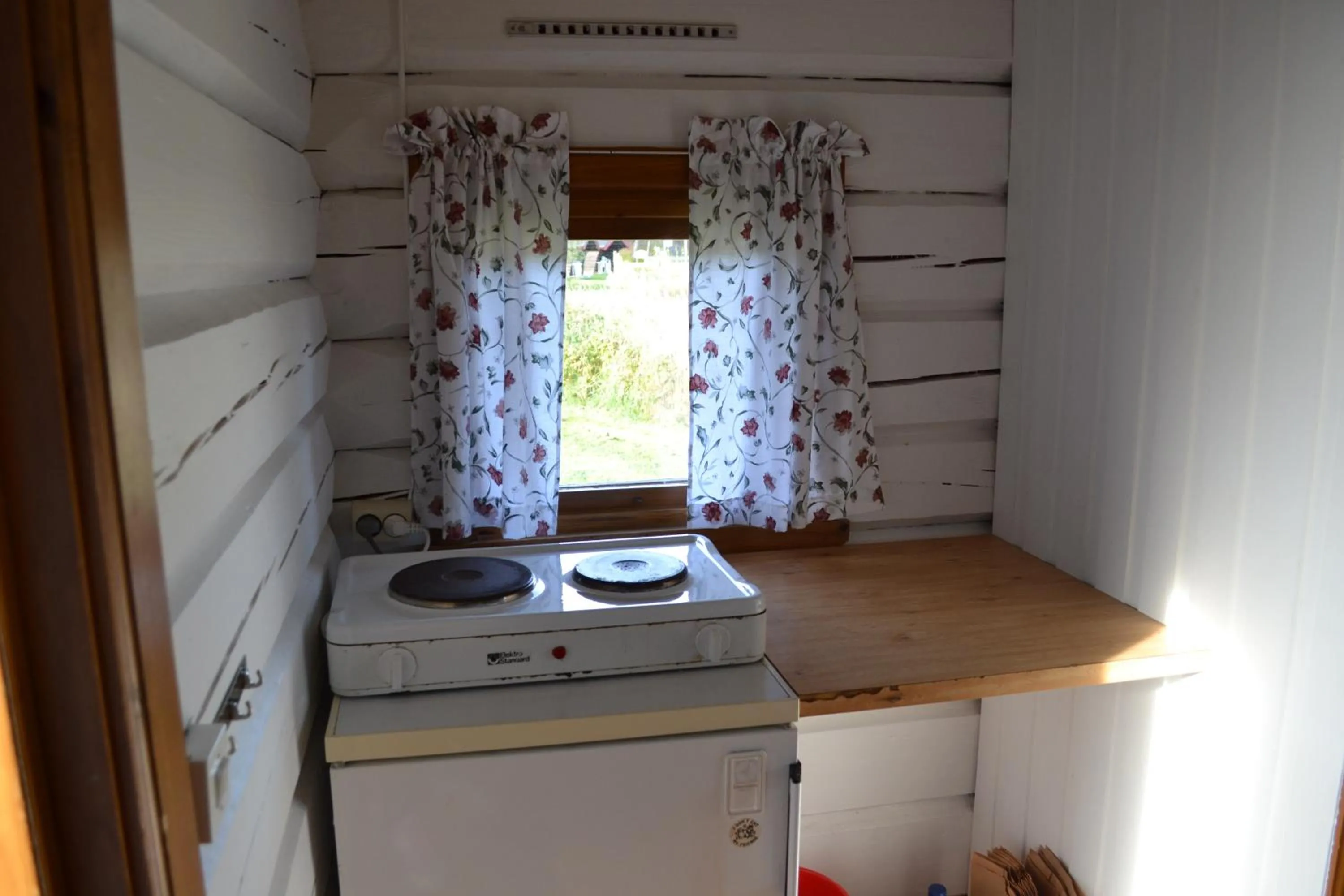 Kitchen or kitchenette in First Camp Enåbadet - Rättvik
