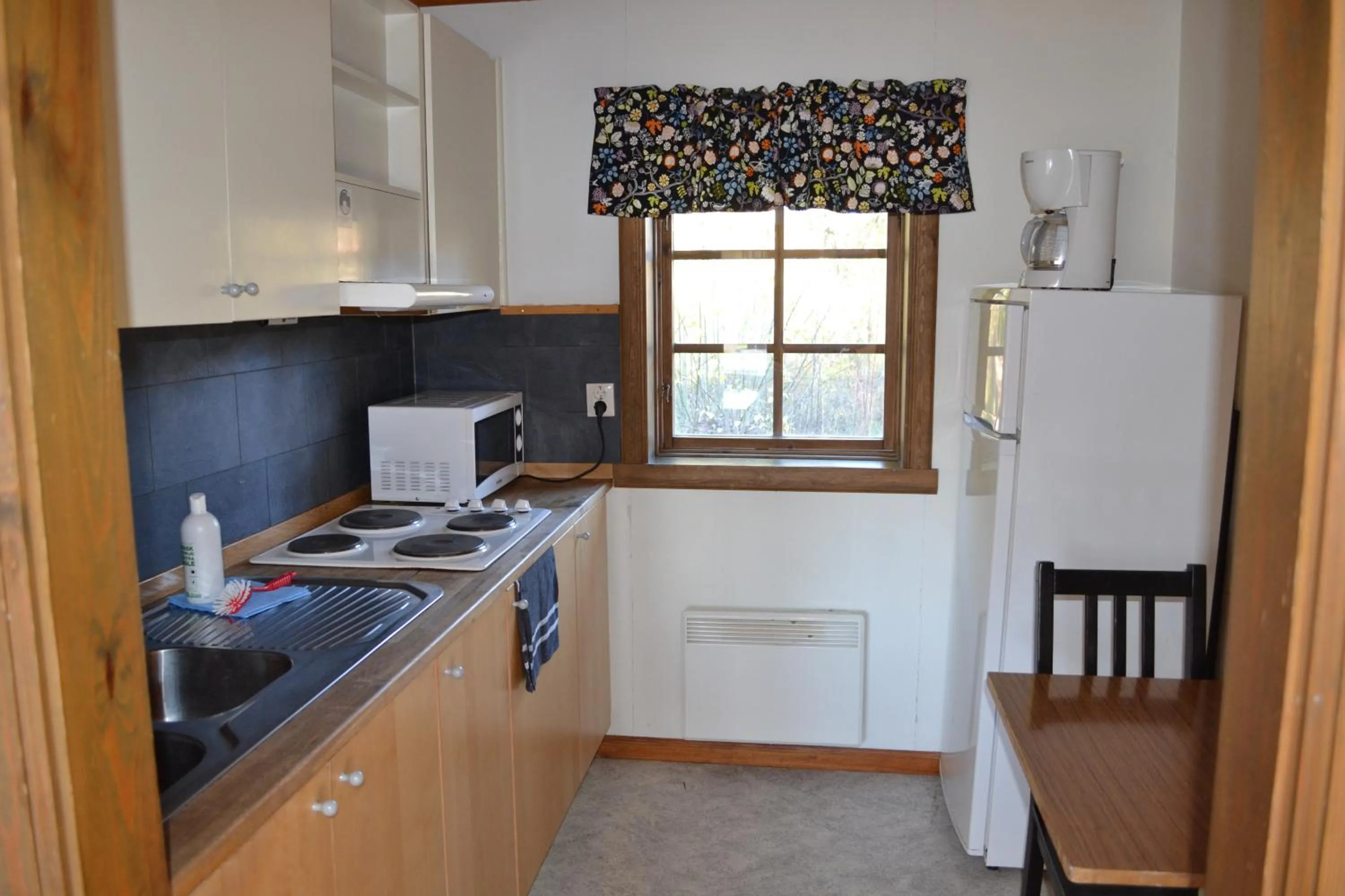 Kitchen or kitchenette in First Camp Enåbadet - Rättvik