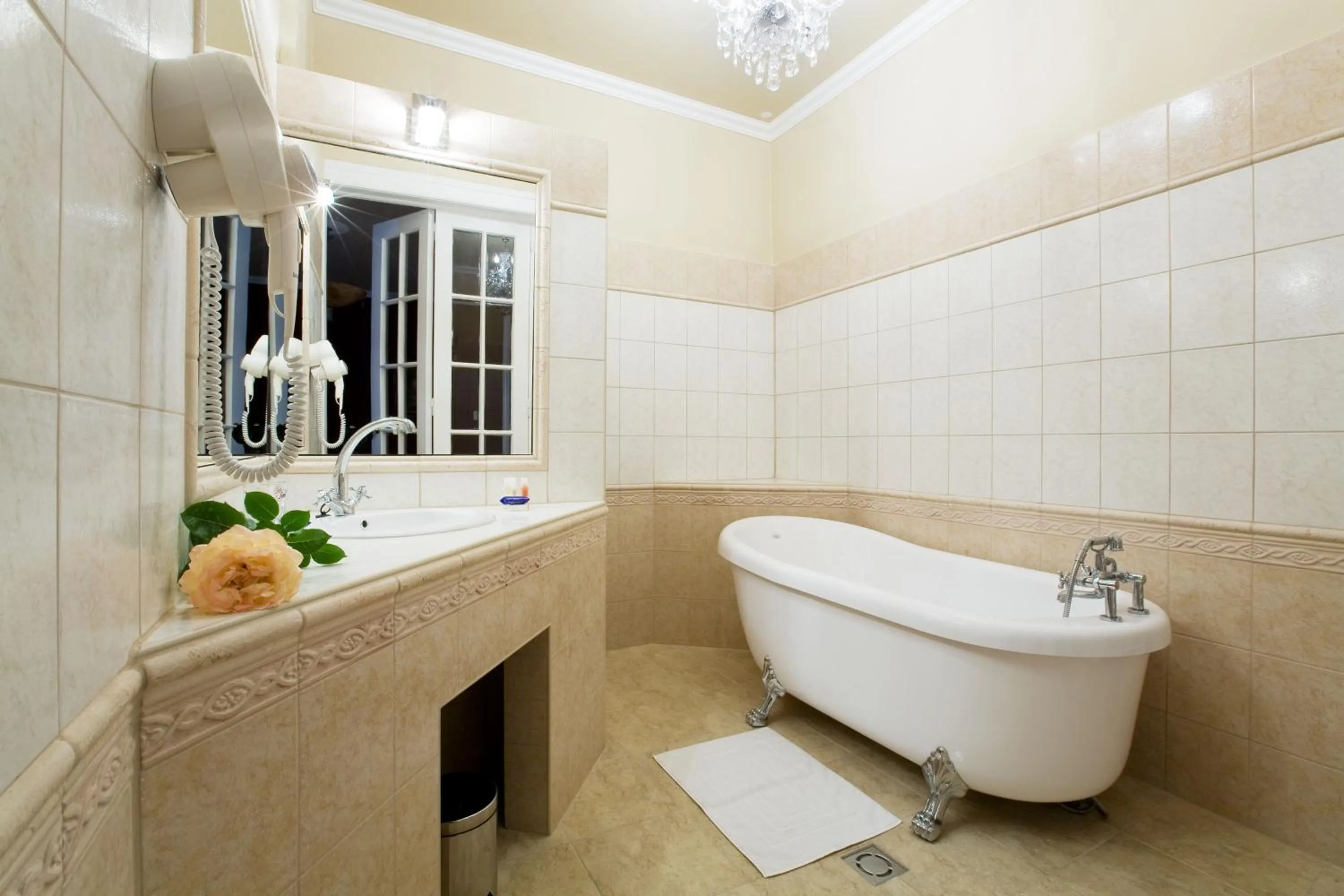 Bathroom in Hotel Bow Garden