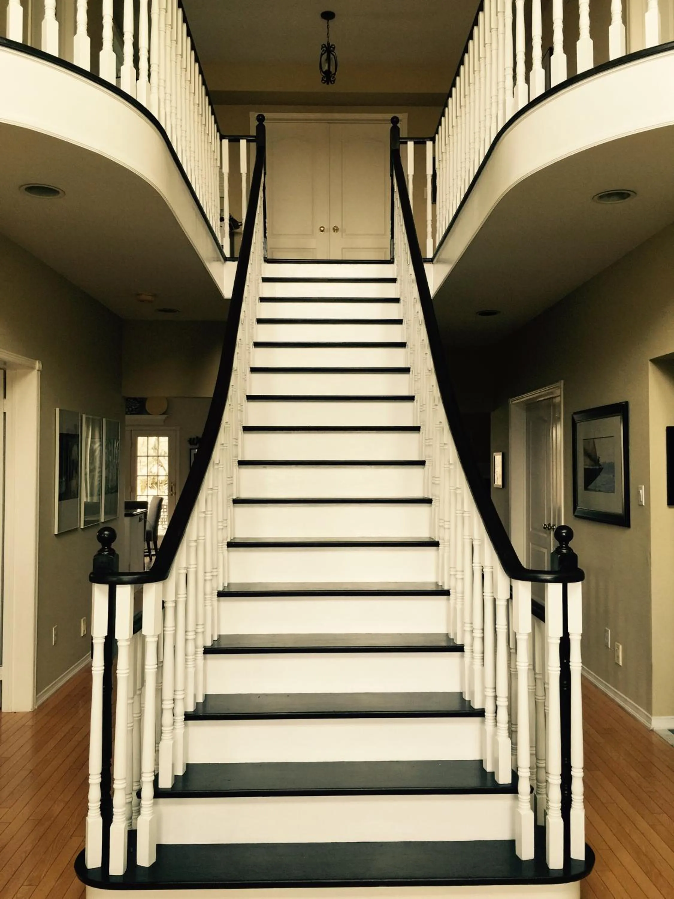 Floor plan in Lulu's Bed & Breakfast