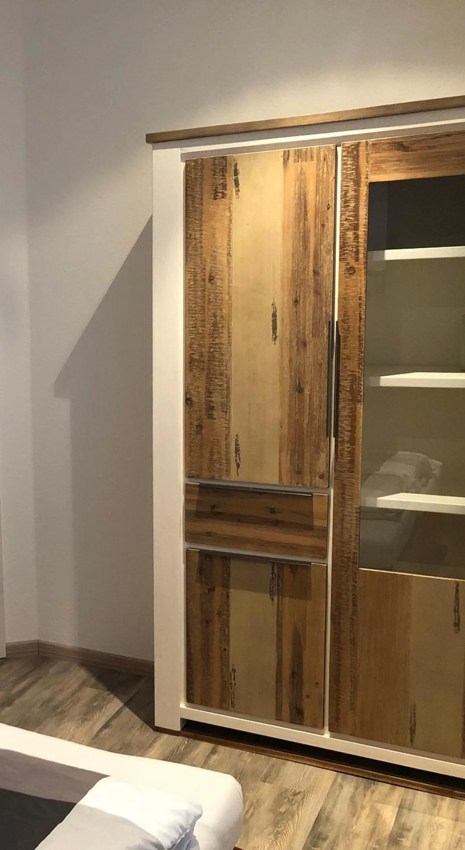 Photo of the whole room, Bed in Wilsmann Apartmentvermietung