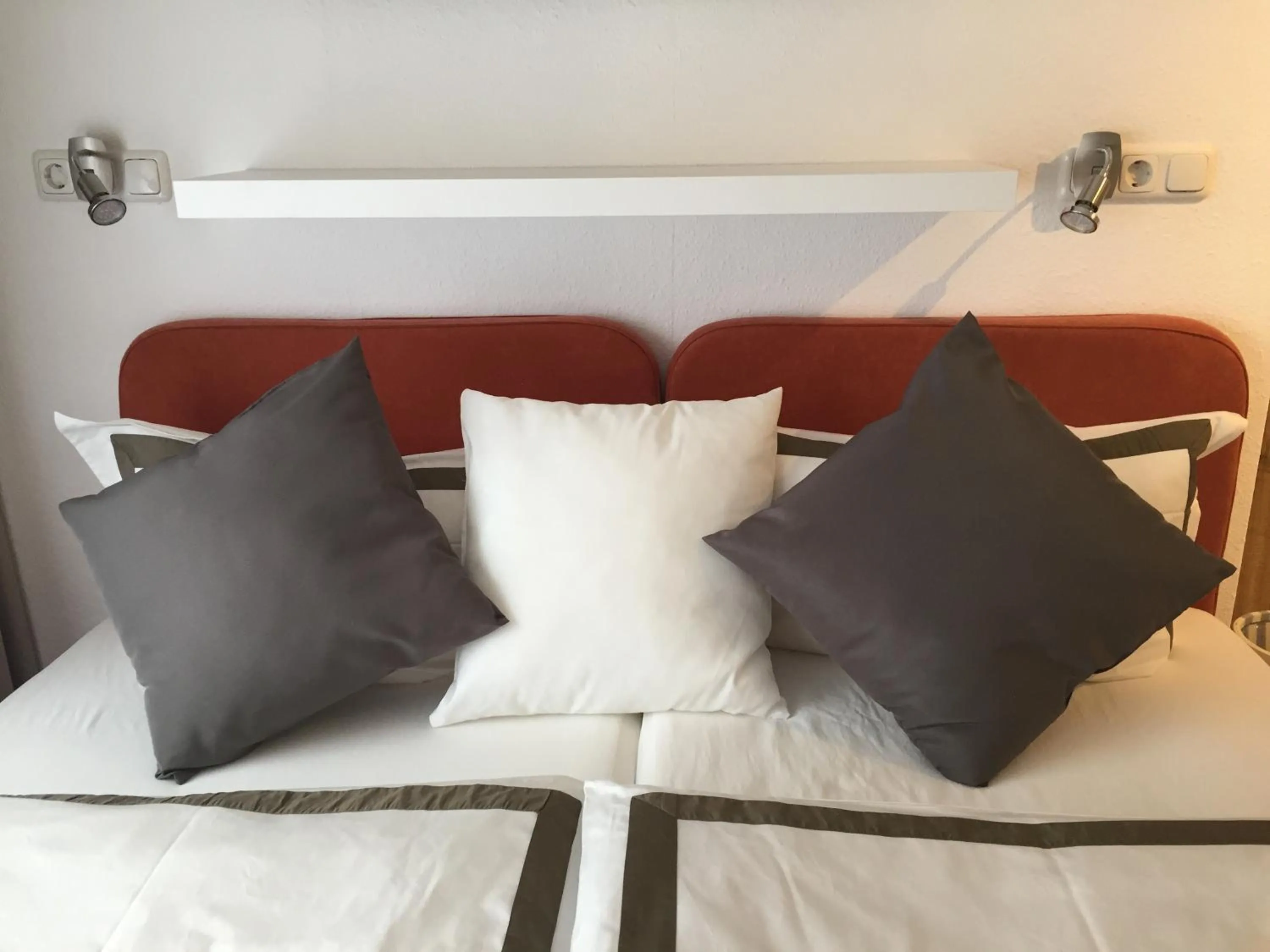 Bed in Wilsmann Apartmentvermietung