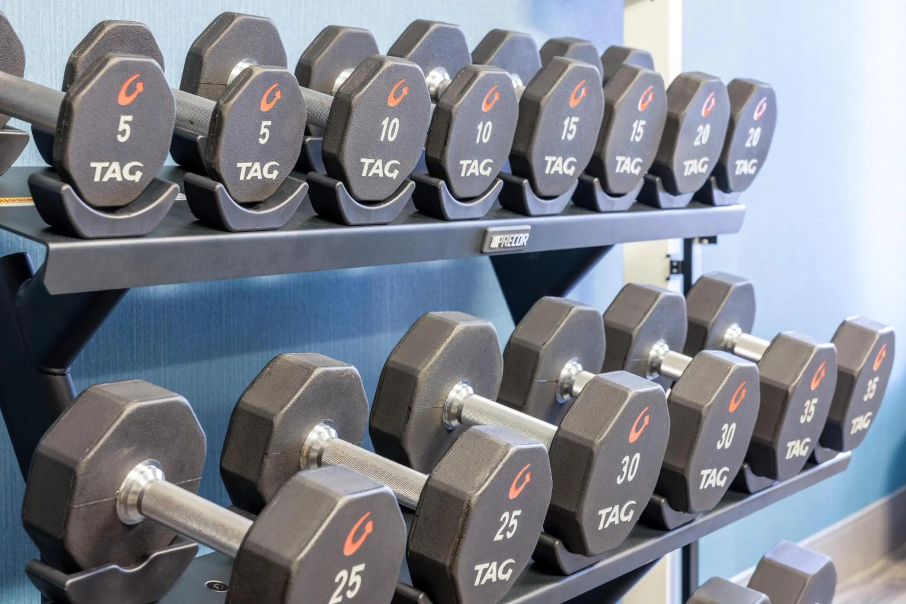 Fitness centre/facilities in Hampton Inn Commerce