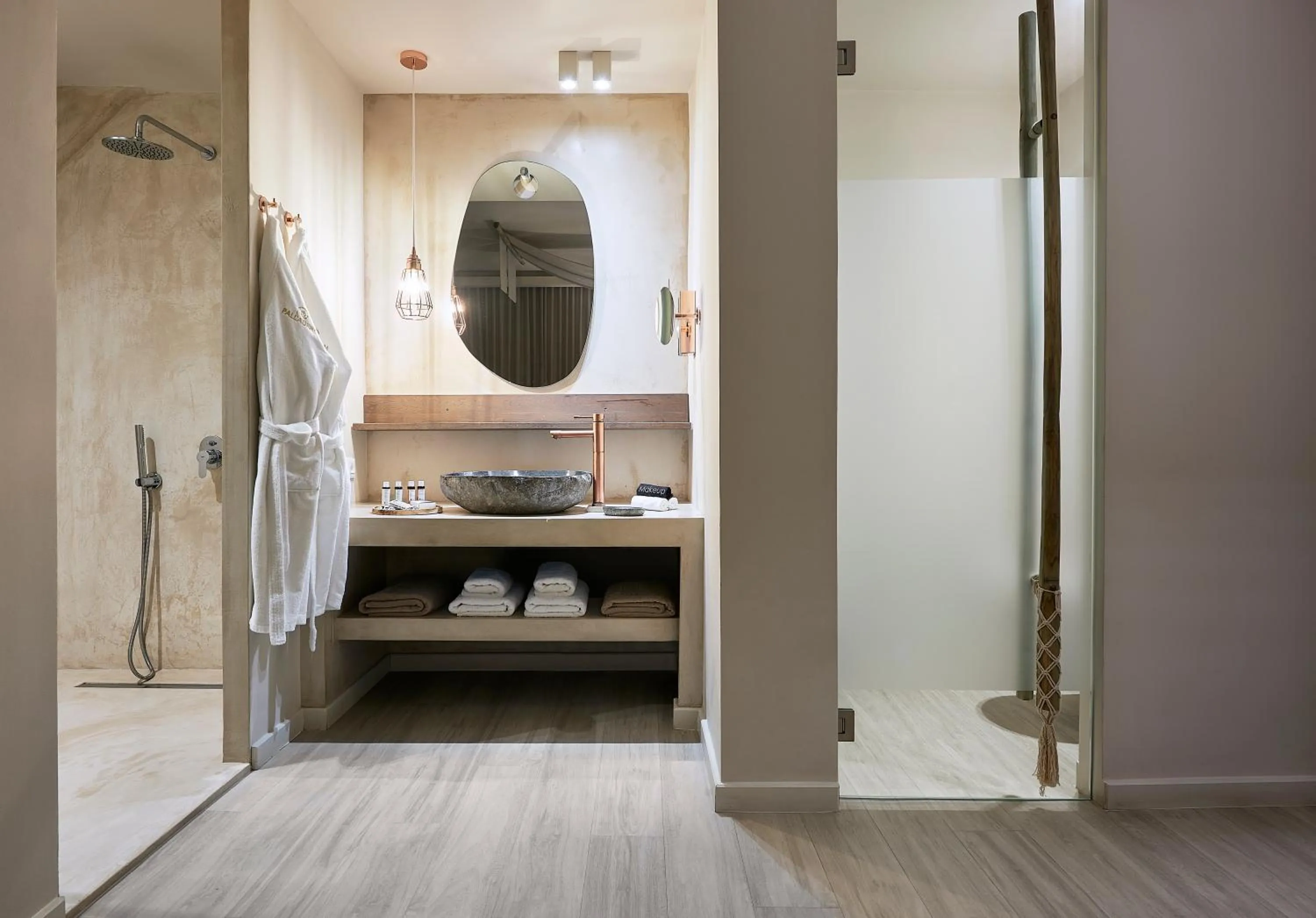 Bathroom in Palladium Hotel