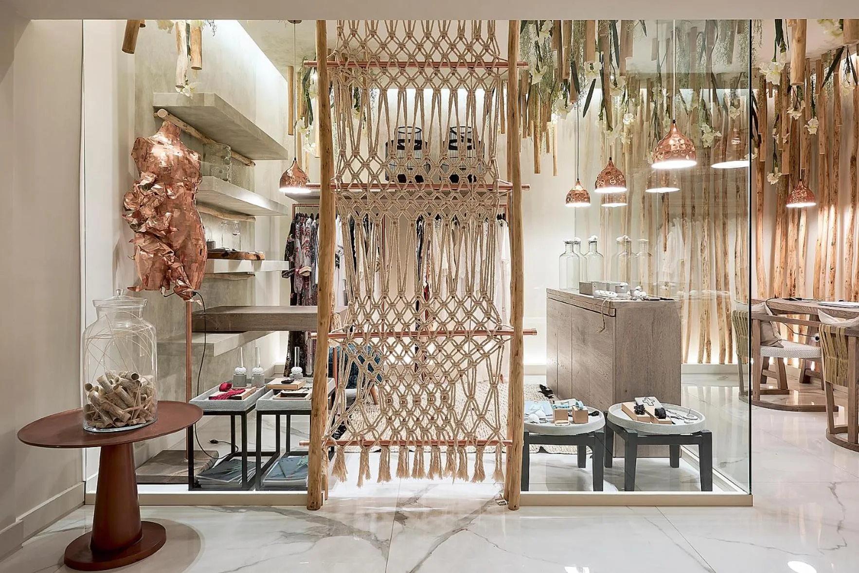 On-site shops in Palladium Hotel