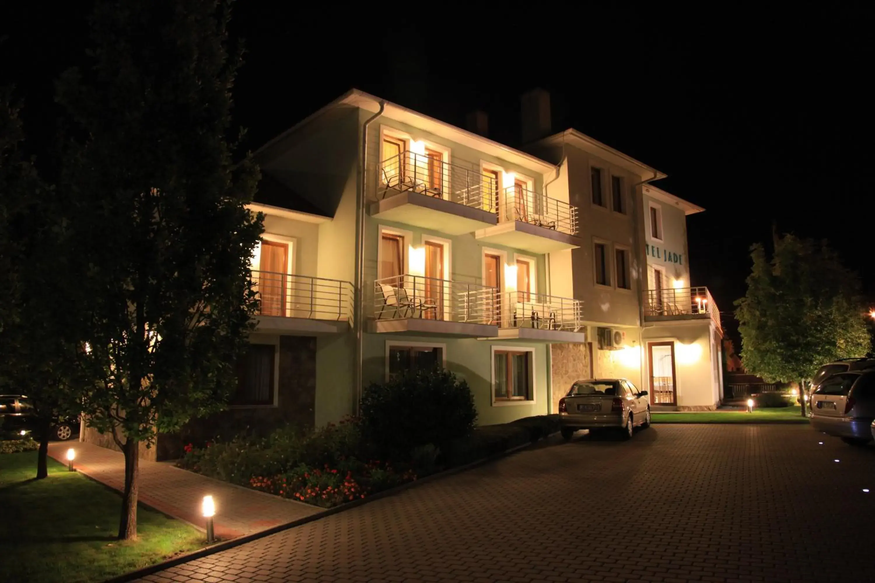 Facade/entrance in Jade Hotel-Ezüsthíd Hotel Facade/entrance in Jade Hotel-Ezüsthíd Hotel