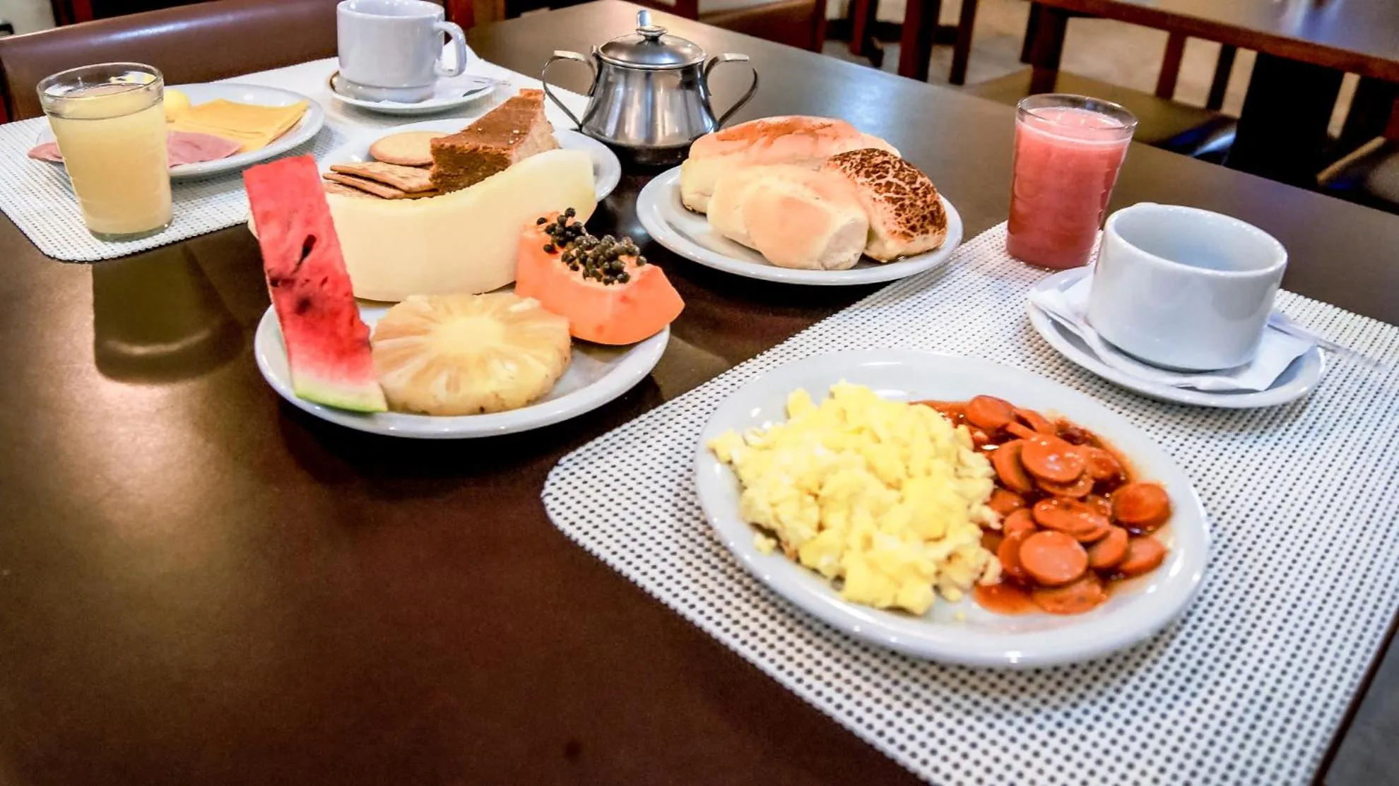 Food and drinks in Cannes Palace Hotel