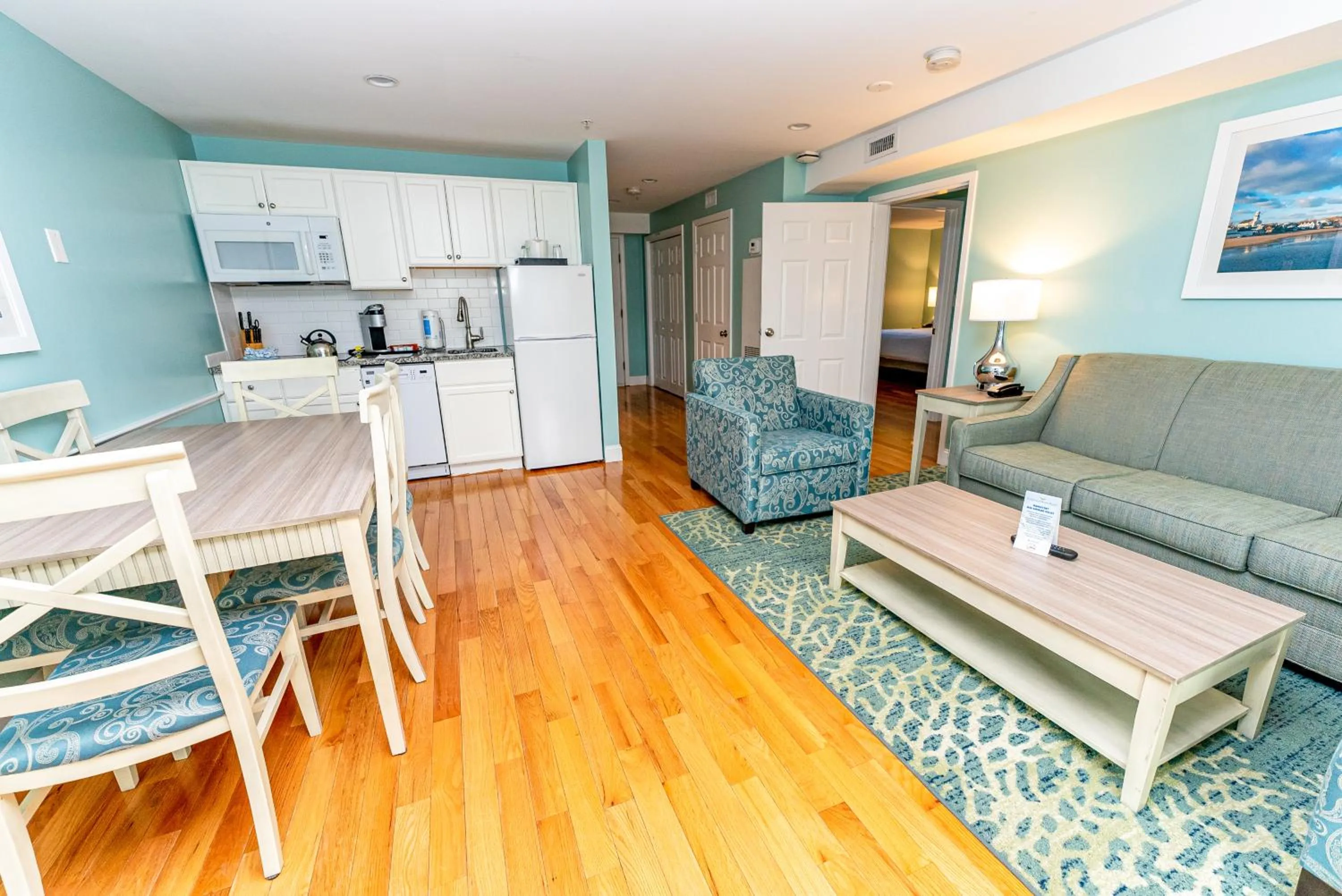 Kitchen or kitchenette in Edgewater Beach Resort