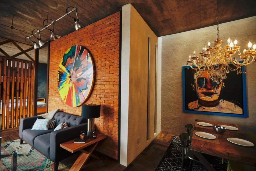 Canela Fina - Adults Only