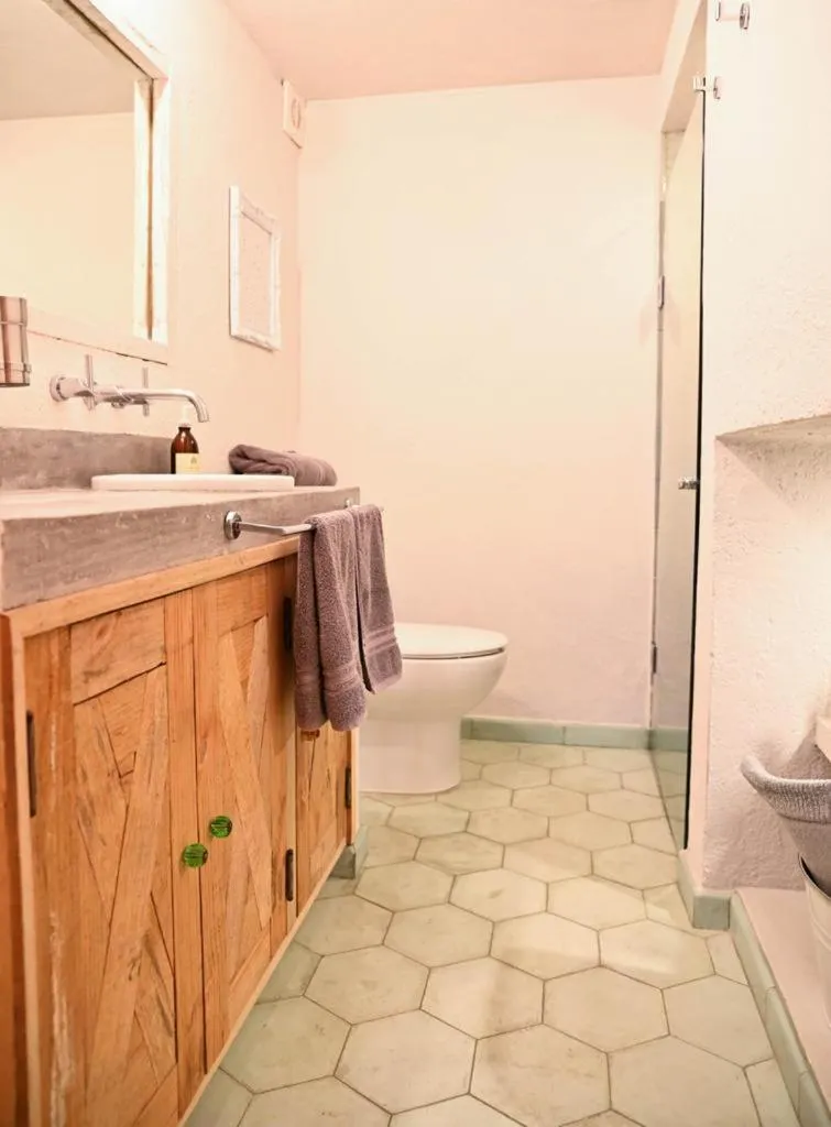 Canela Fina - Adults Only