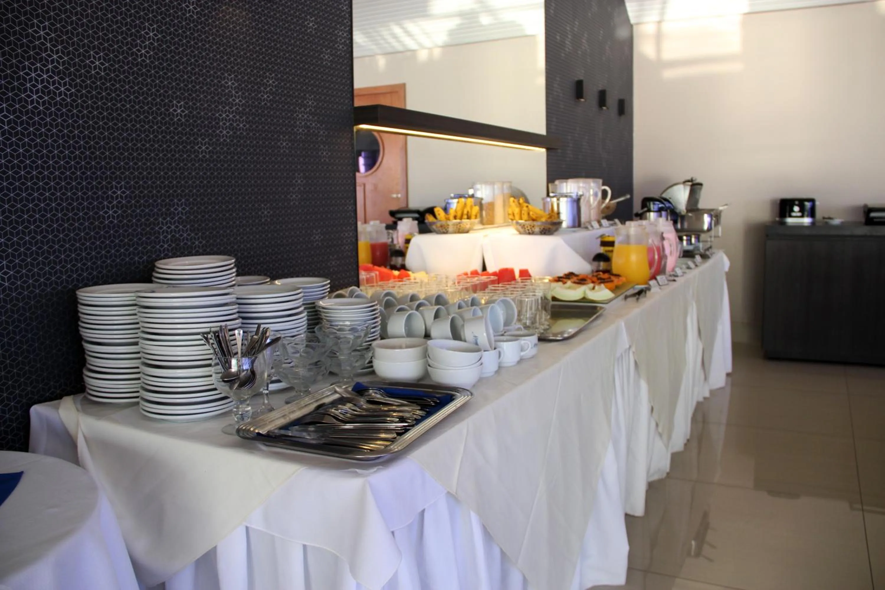 Buffet breakfast in Hotel Minuano