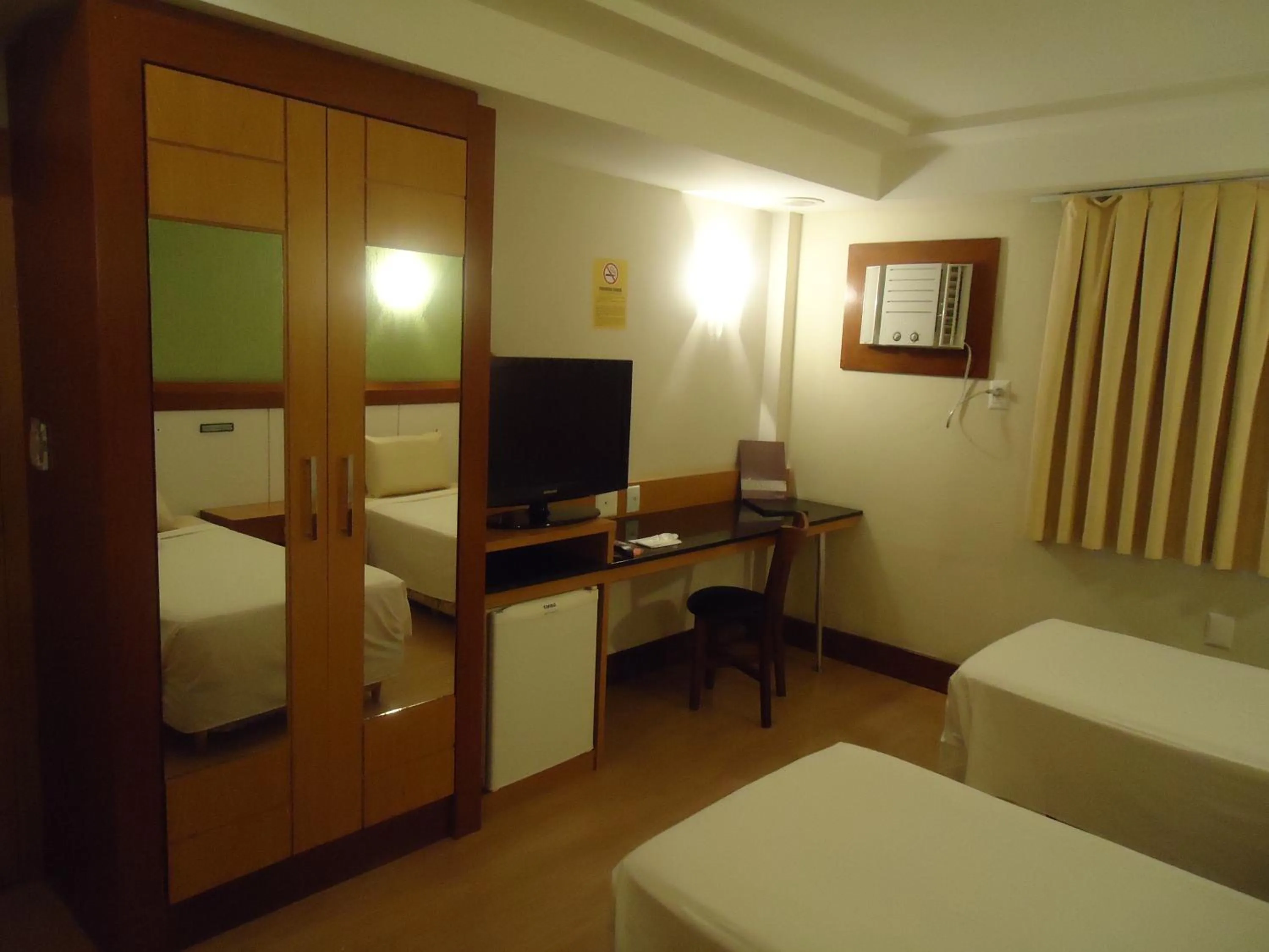 TV and multimedia, Bed in Hotel Minuano