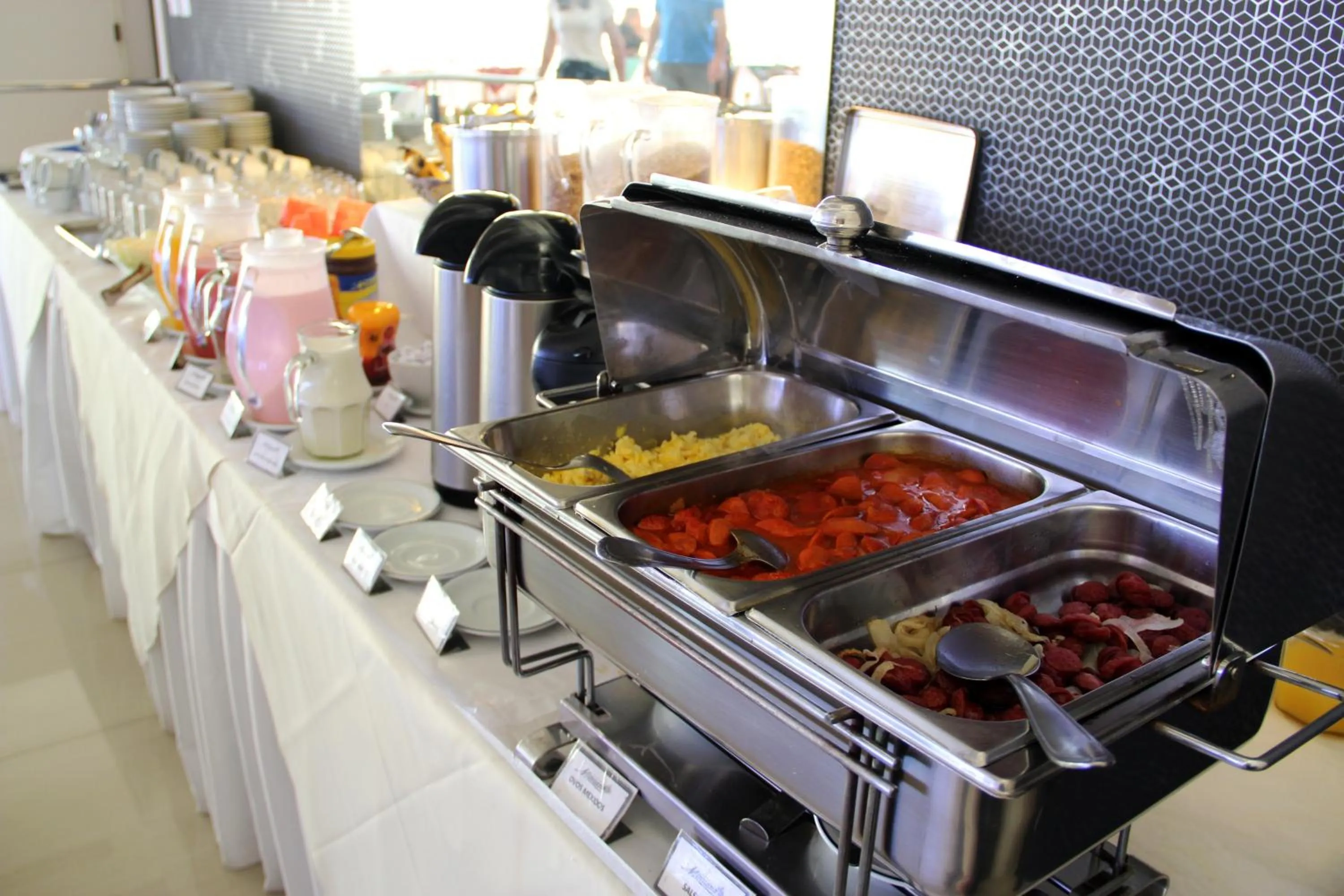 Buffet breakfast in Hotel Minuano