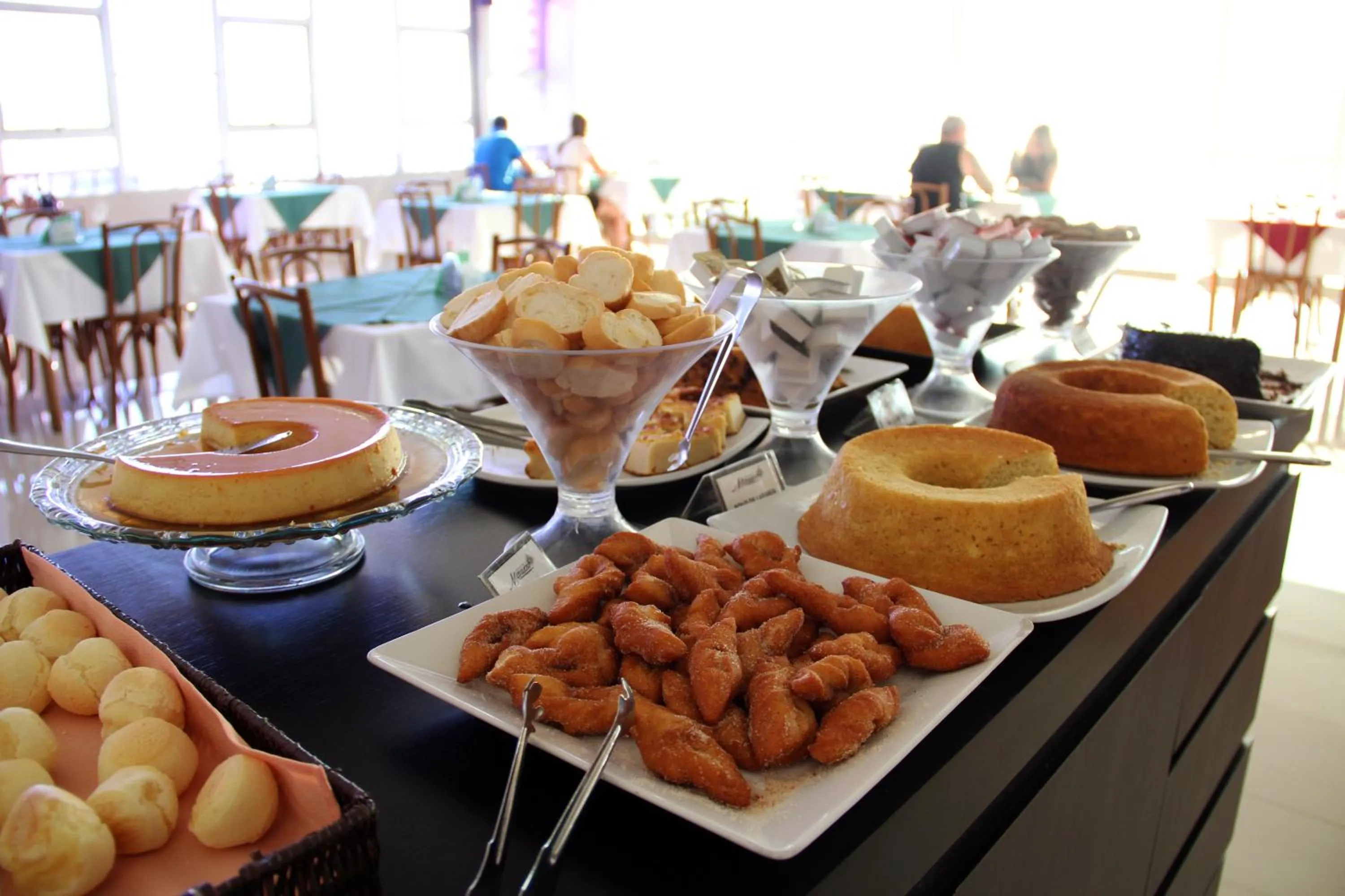 Food and drinks in Hotel Minuano