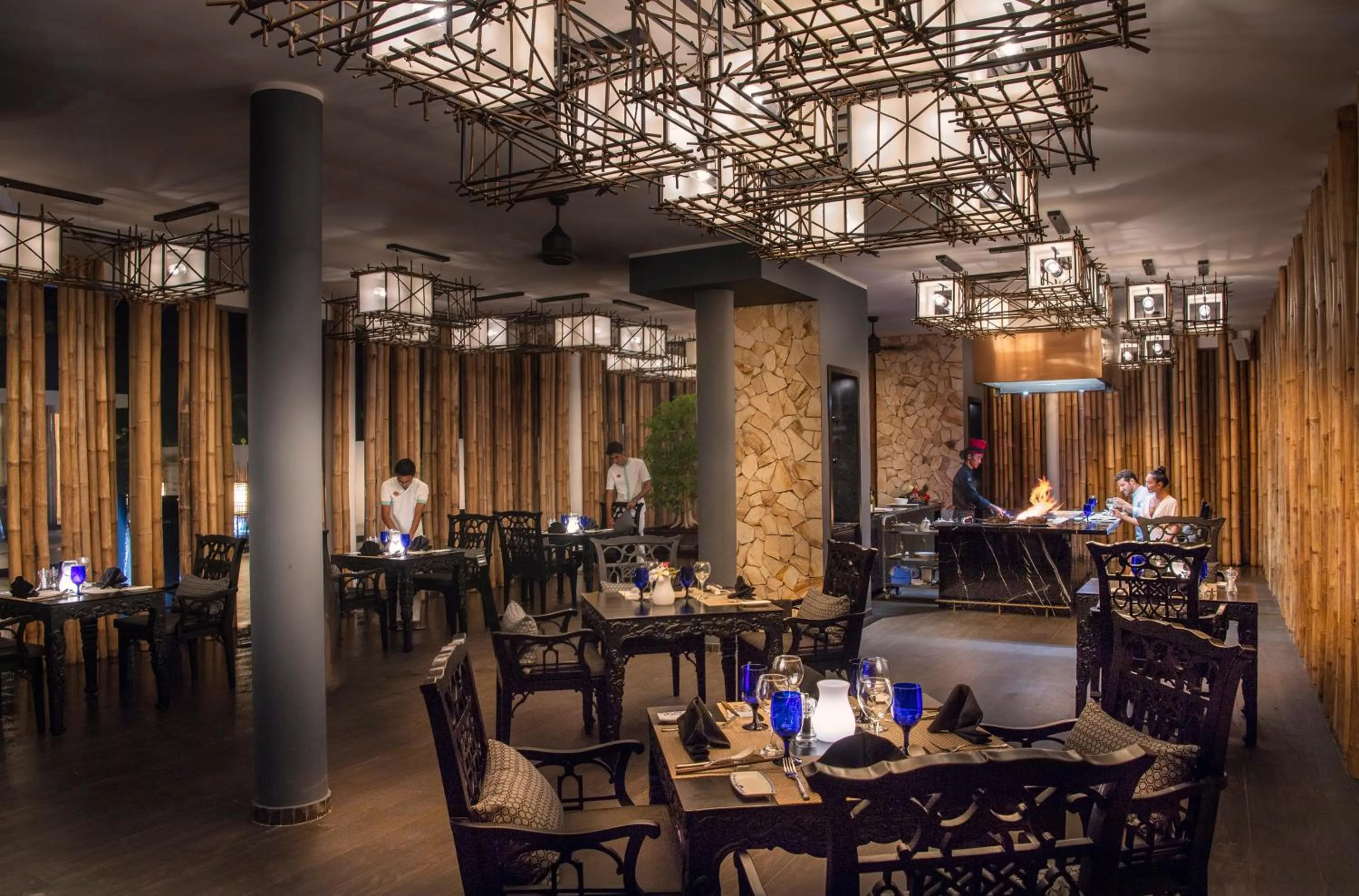 Restaurant/places to eat in Emerald Maldives Resort & Spa-Deluxe All Inclusive