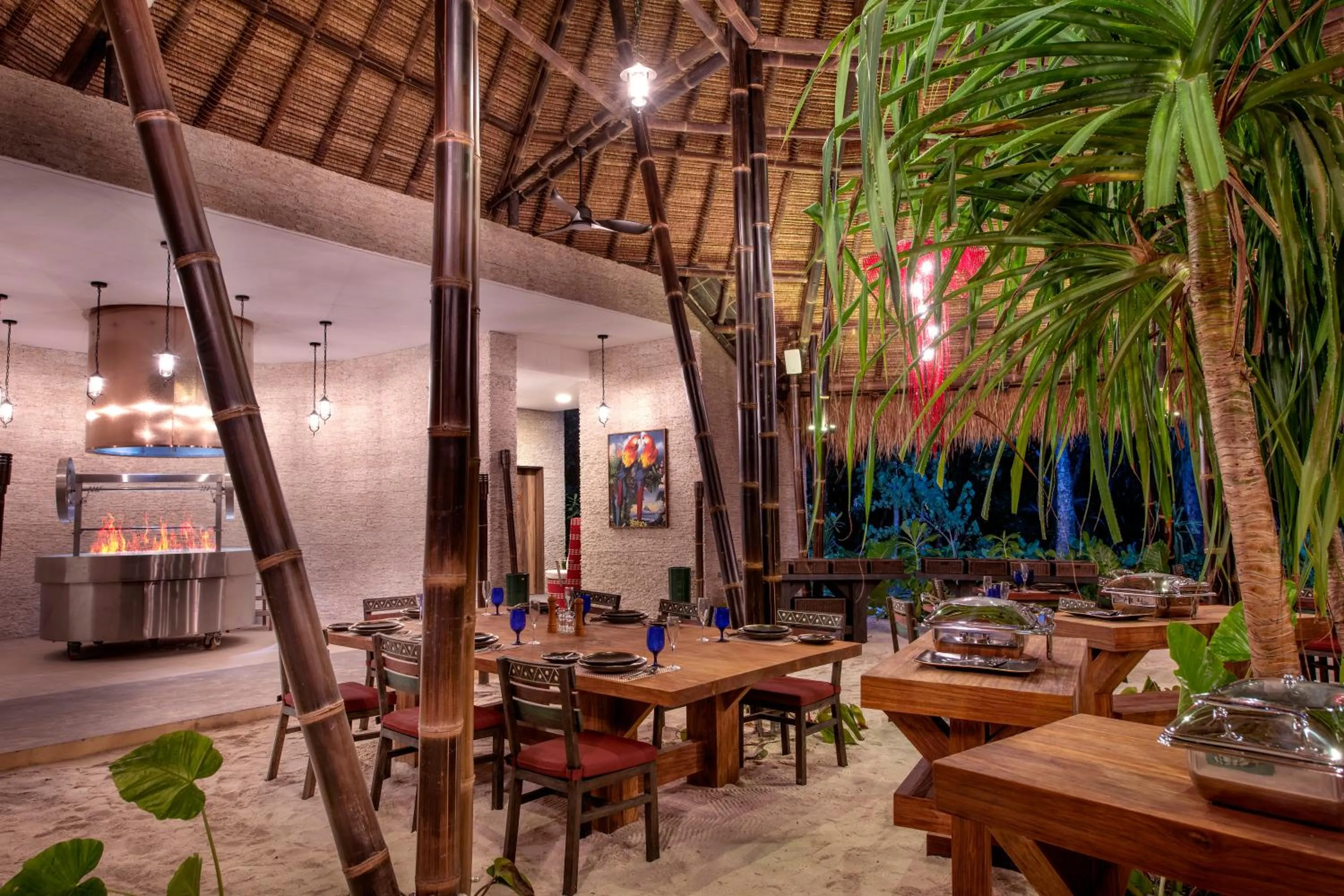 Restaurant/places to eat in Emerald Maldives Resort & Spa-Deluxe All Inclusive