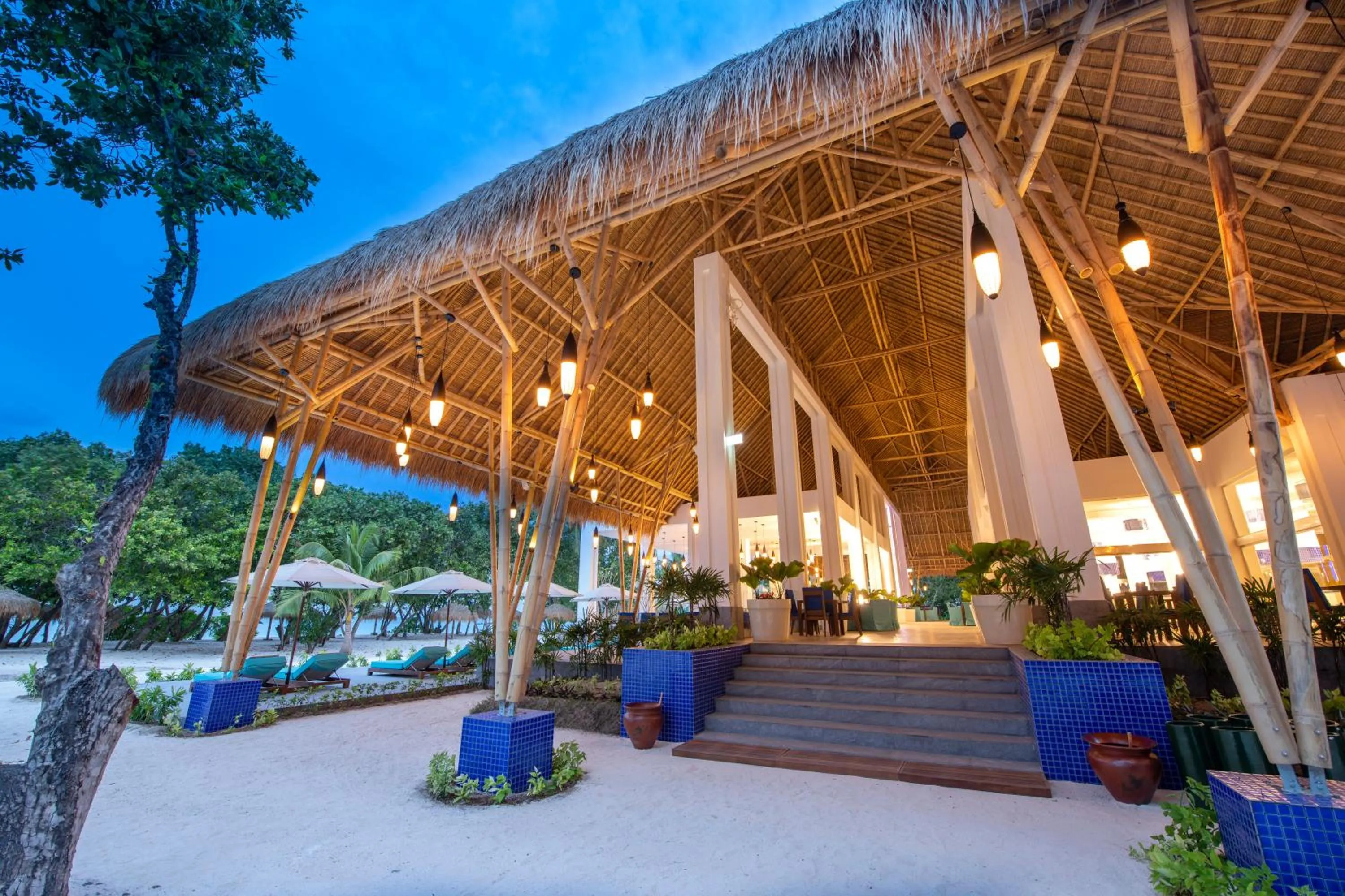 Restaurant/places to eat in Emerald Maldives Resort & Spa-Deluxe All Inclusive