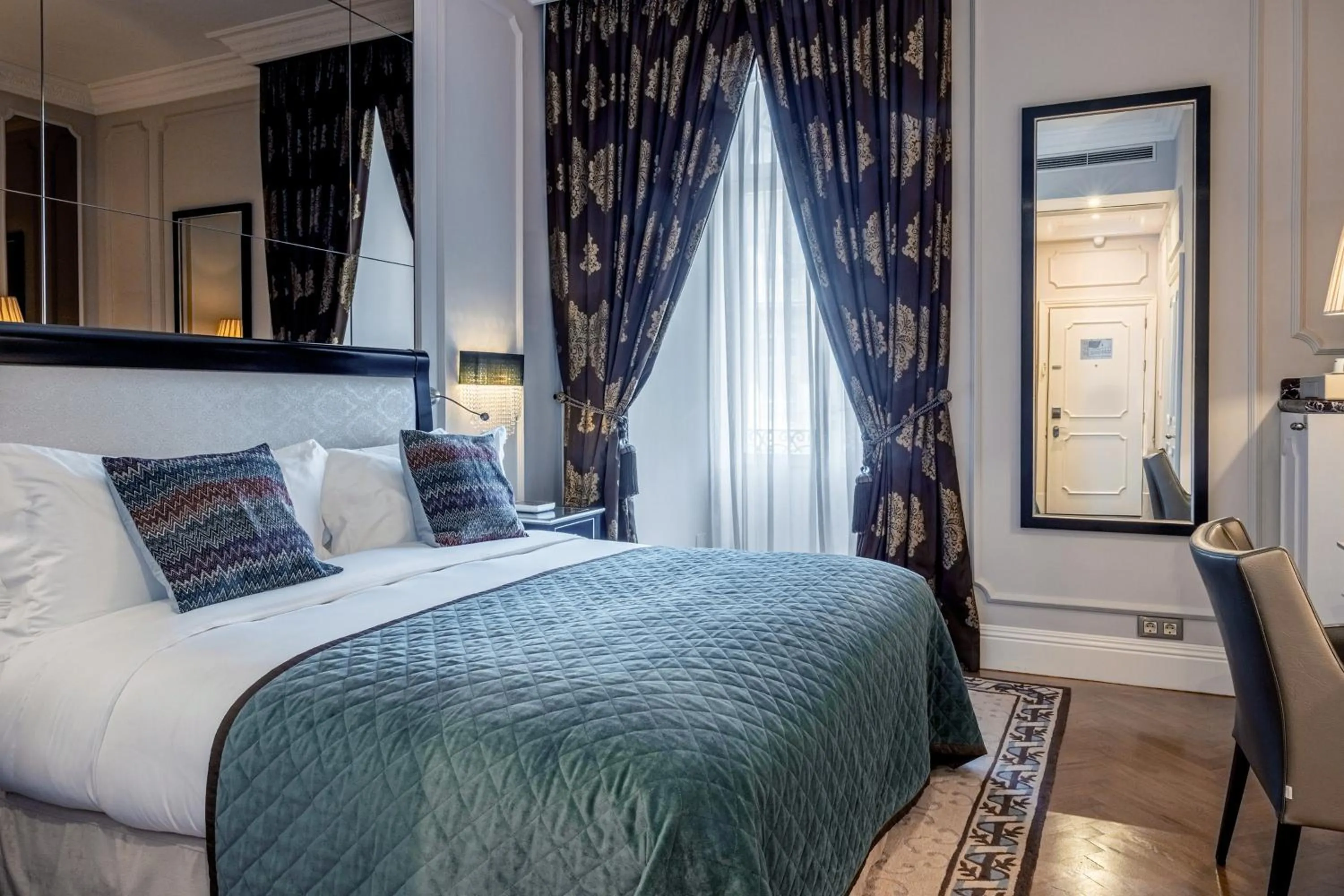 Photo of the whole room, Bed in InterContinental Porto - Palacio das Cardosas by IHG