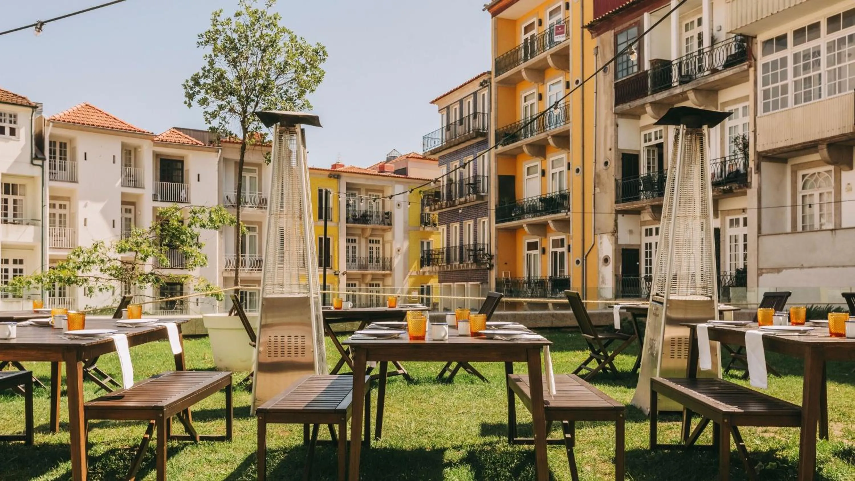 Restaurant/places to eat in InterContinental Porto - Palacio das Cardosas by IHG