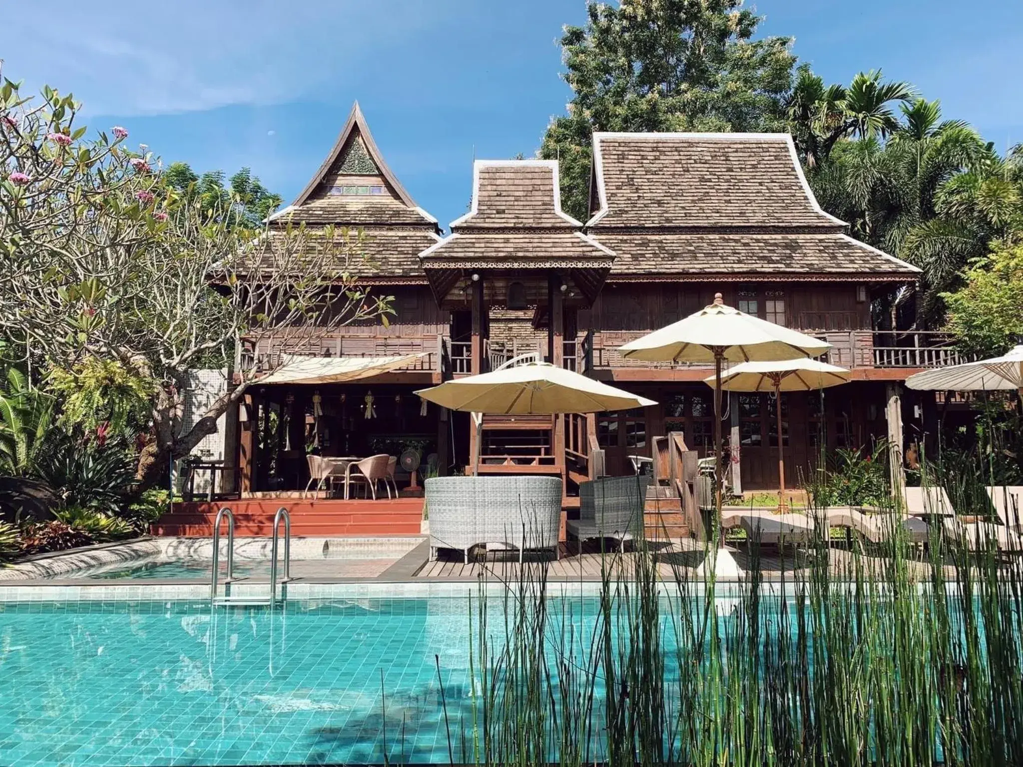 Property building in Baansuwanburi - บ้านสุวรรณบุรี Property building in Baansuwanburi - บ้านสุวรรณบุรี