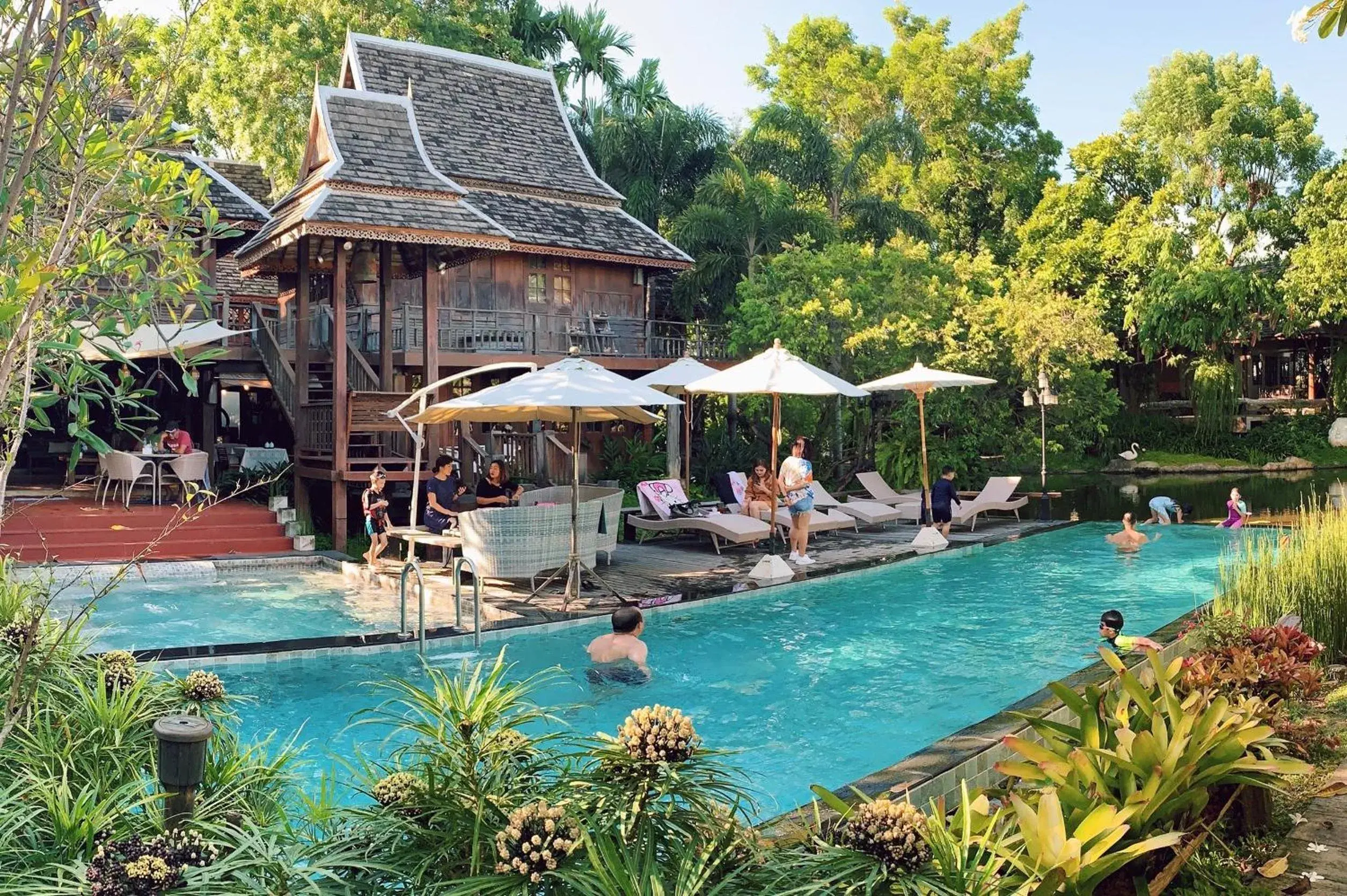 Swimming pool in Baansuwanburi - บ้านสุวรรณบุรี Swimming pool in Baansuwanburi - บ้านสุวรรณบุรี