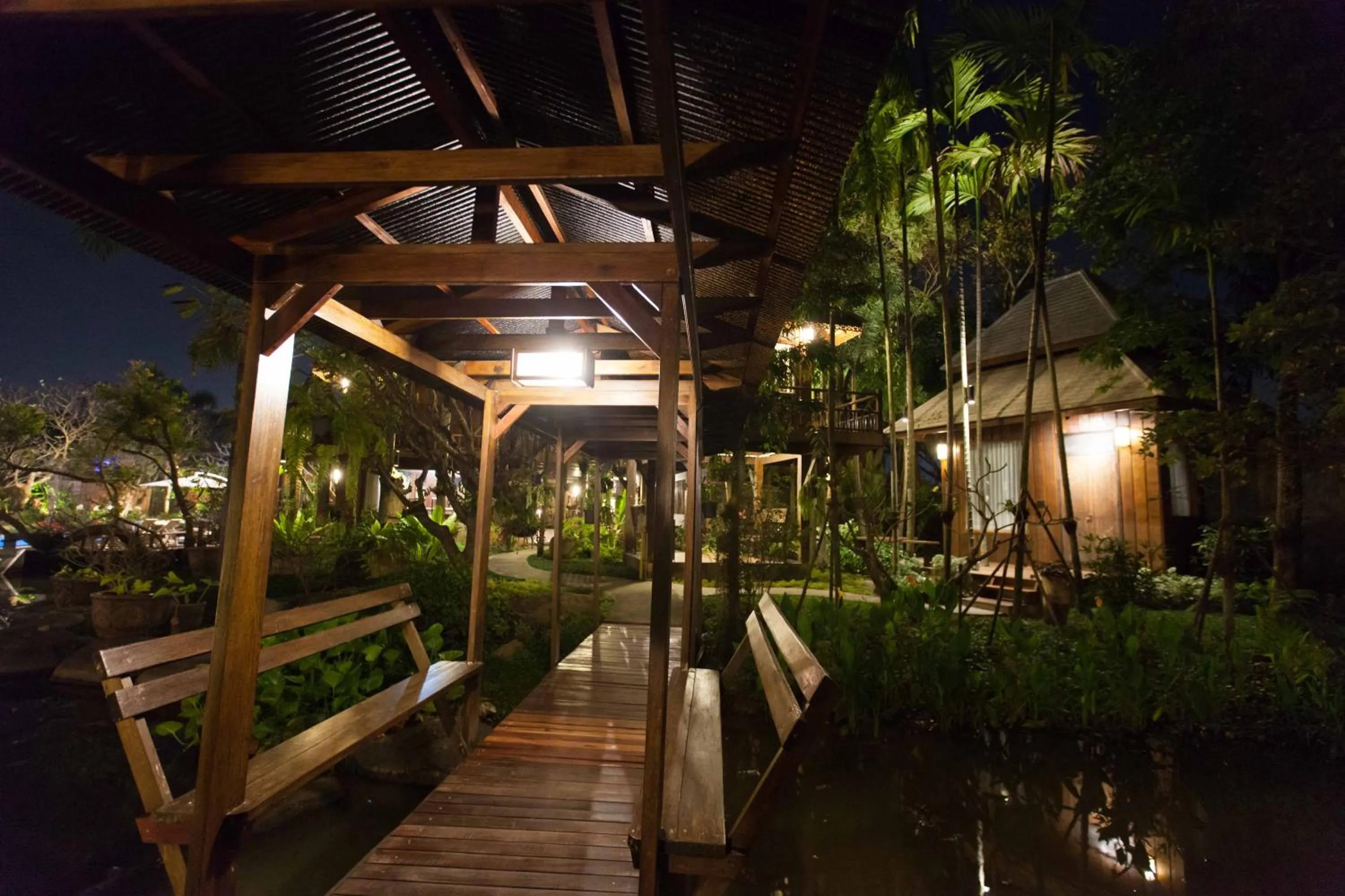 Garden view in Baansuwanburi - บ้านสุวรรณบุรี