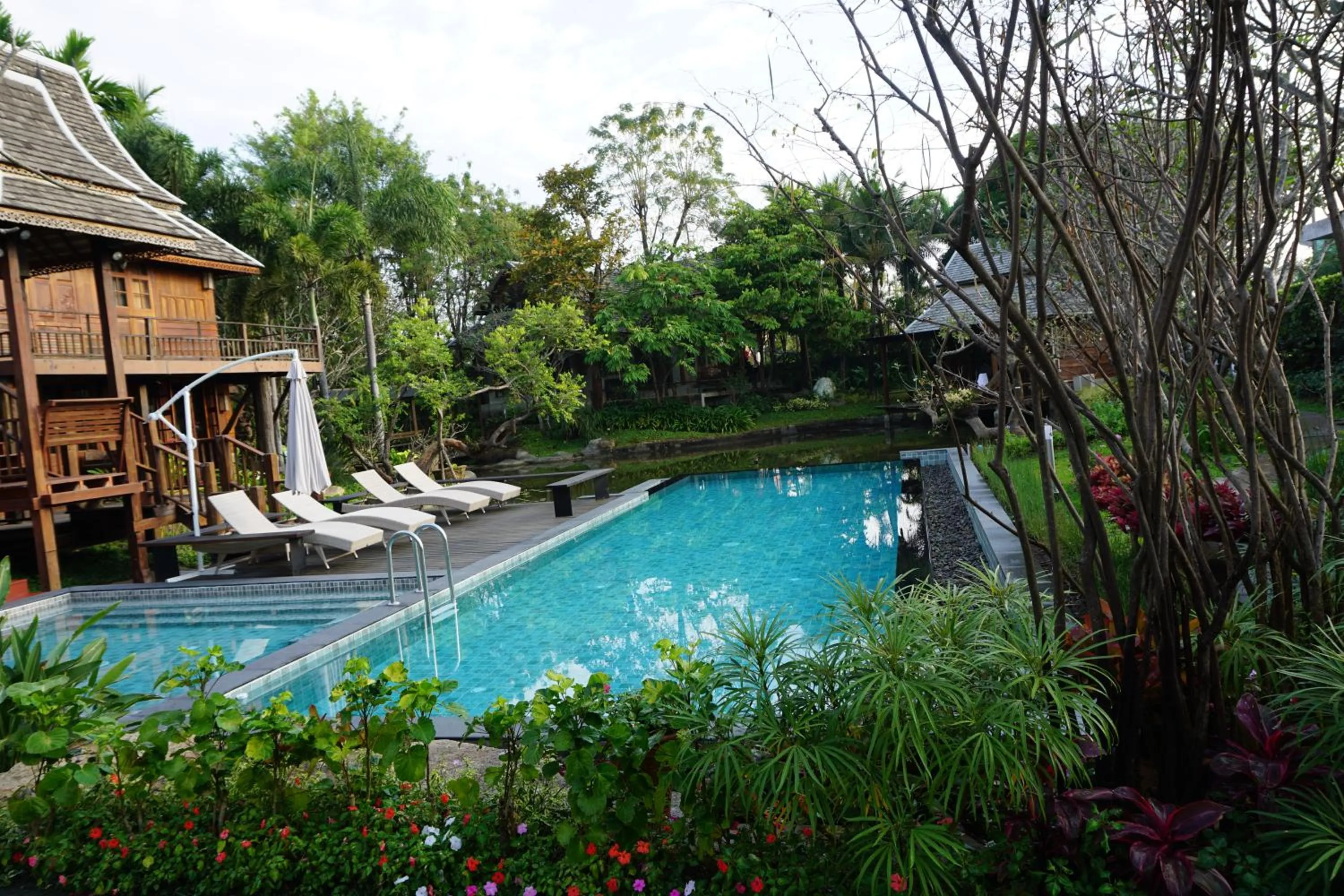 Swimming pool in Baansuwanburi - บ้านสุวรรณบุรี