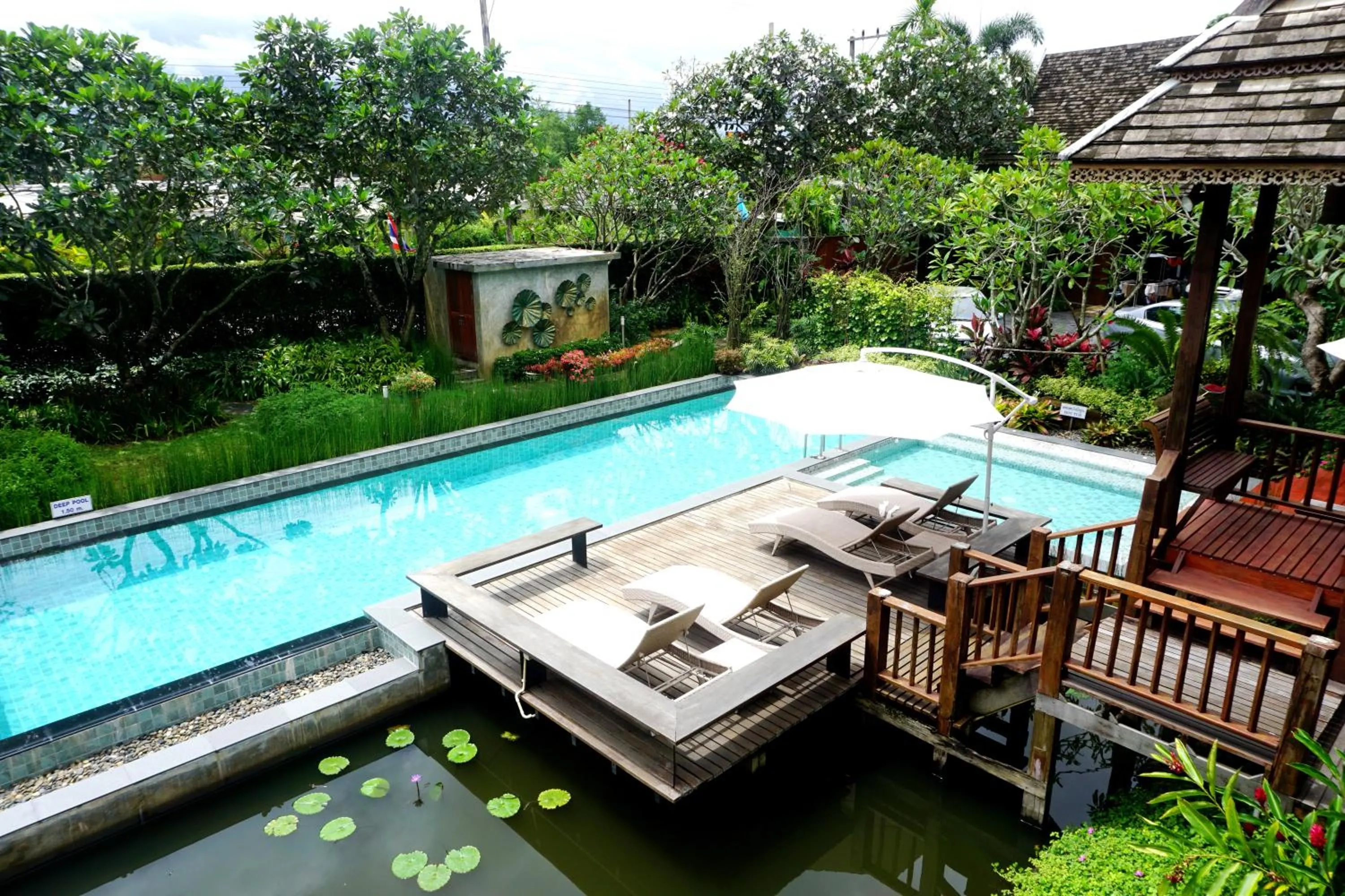 Swimming pool in Baansuwanburi - บ้านสุวรรณบุรี