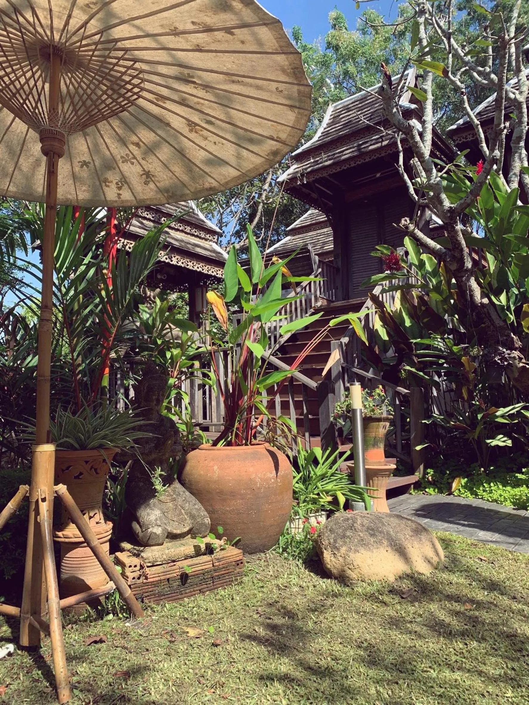 Property building in Baansuwanburi - บ้านสุวรรณบุรี