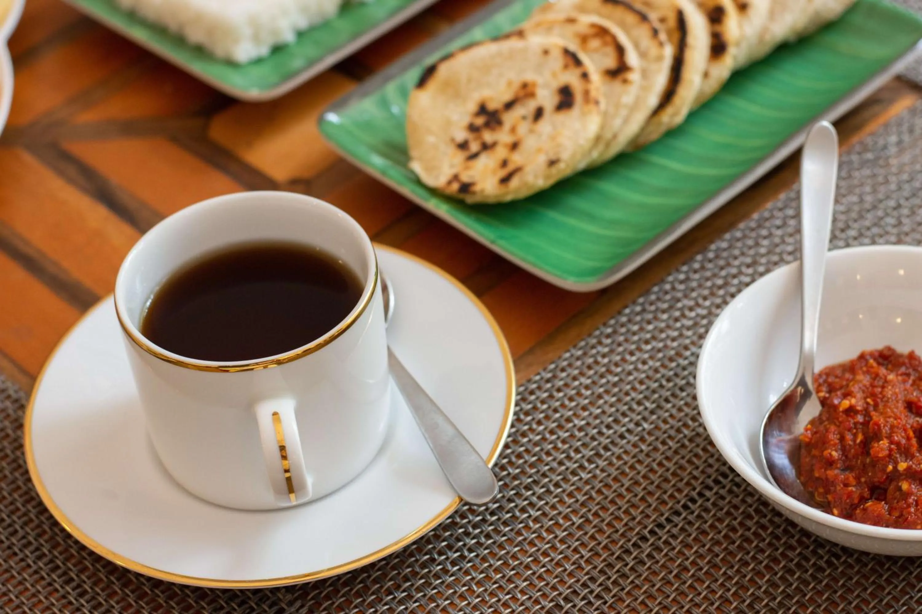 Breakfast in 88th - ELLA