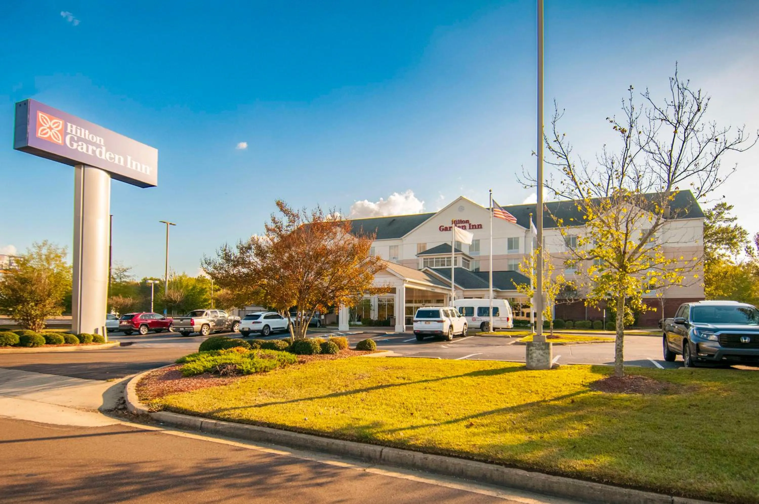 Property building in Hilton Garden Inn Jackson/Pearl