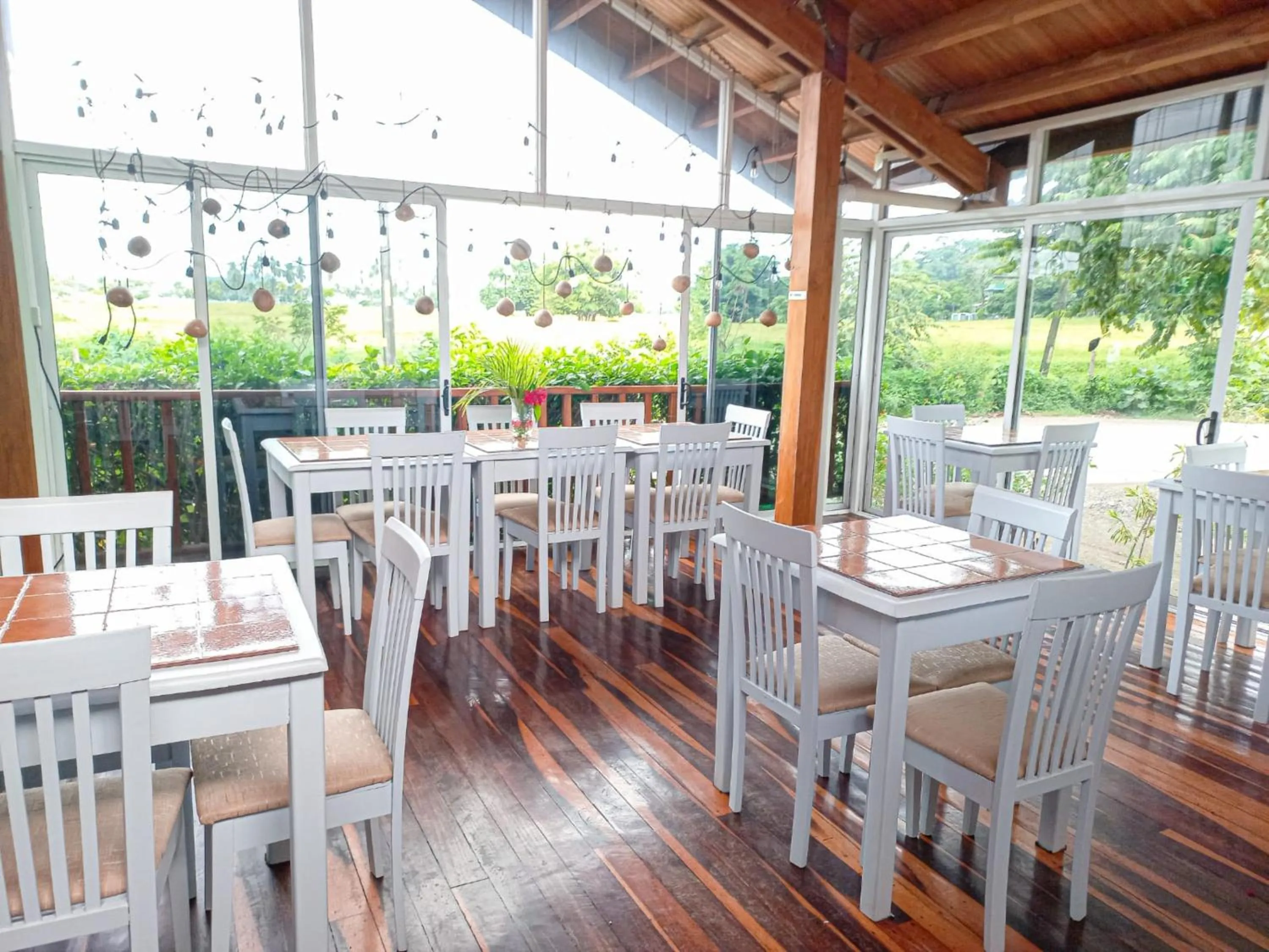 Restaurant/places to eat in BellaVista Suites By Villas Verdes - Samara Beach