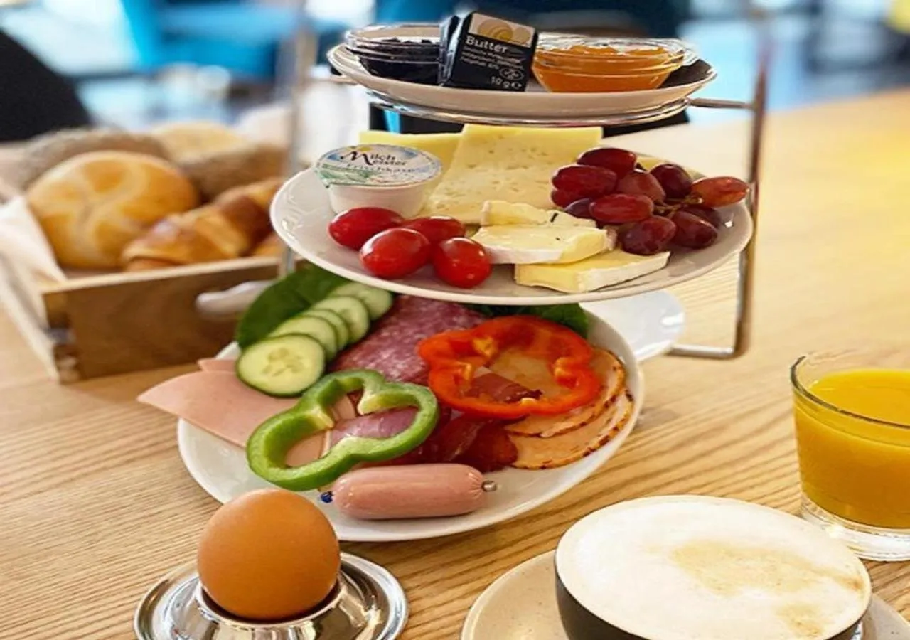 Breakfast in Alpenhotel Edelweiss