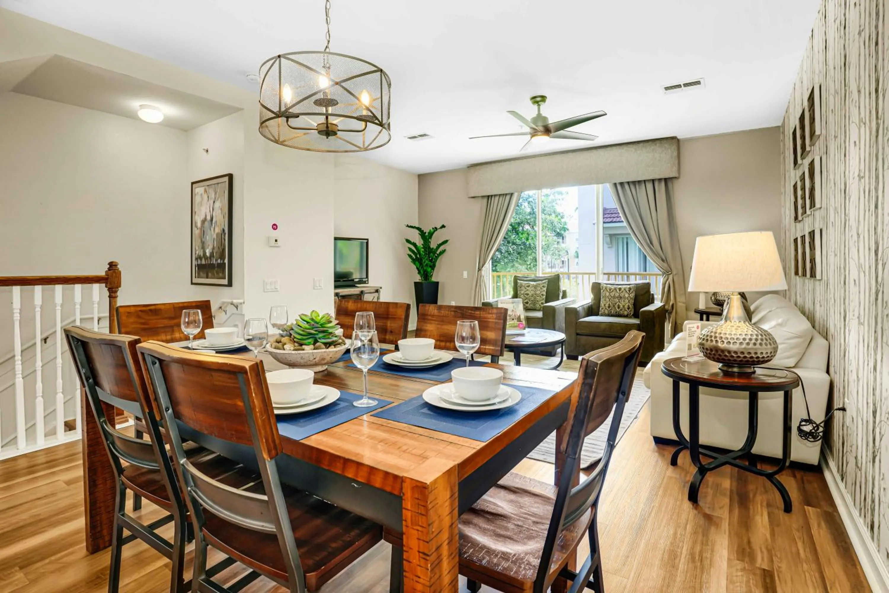 Spacious Townhome wPatio Garage Sleeps10