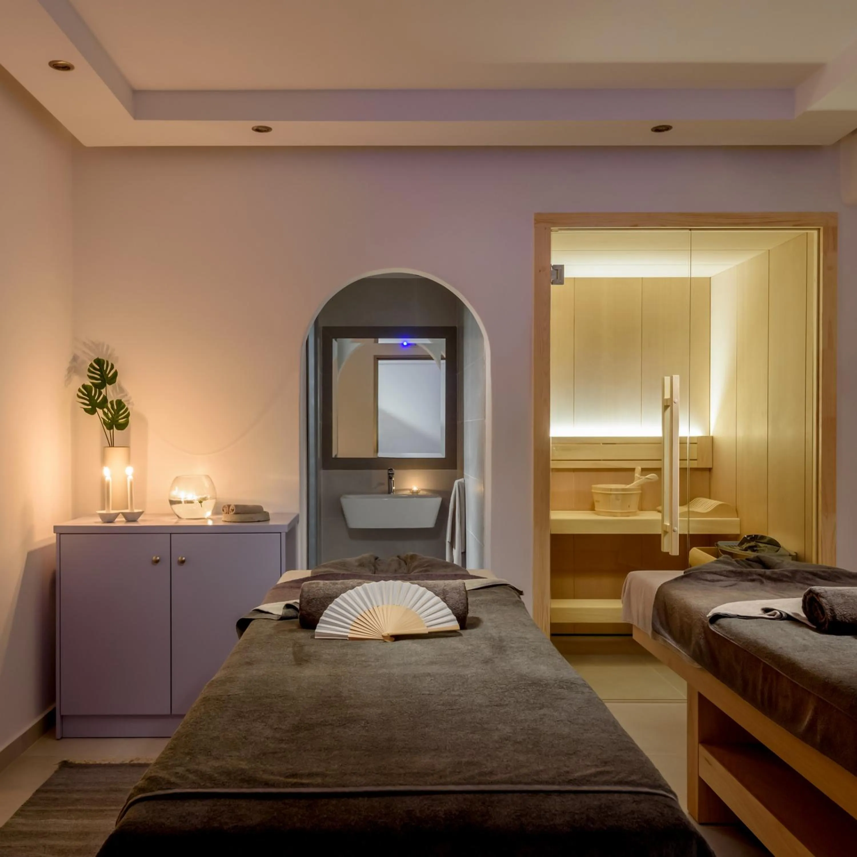 Massage, Bed in Antoperla Luxury Hotel & Spa