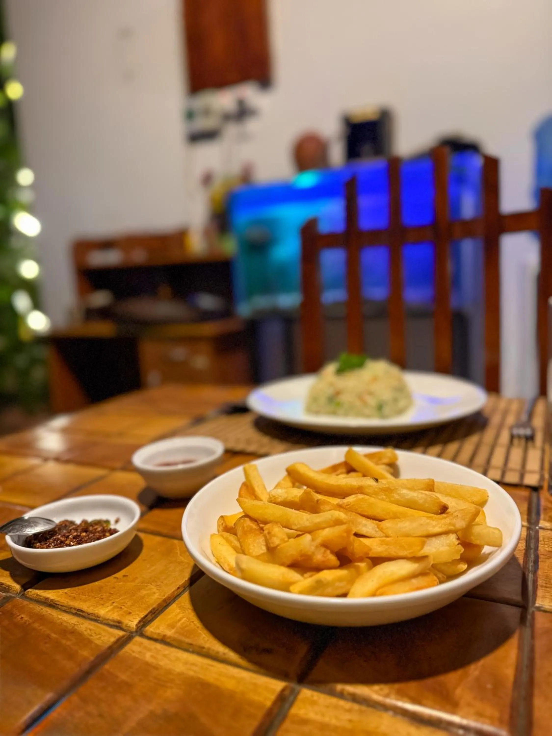 Restaurant/places to eat in Nehansa Resort and safari