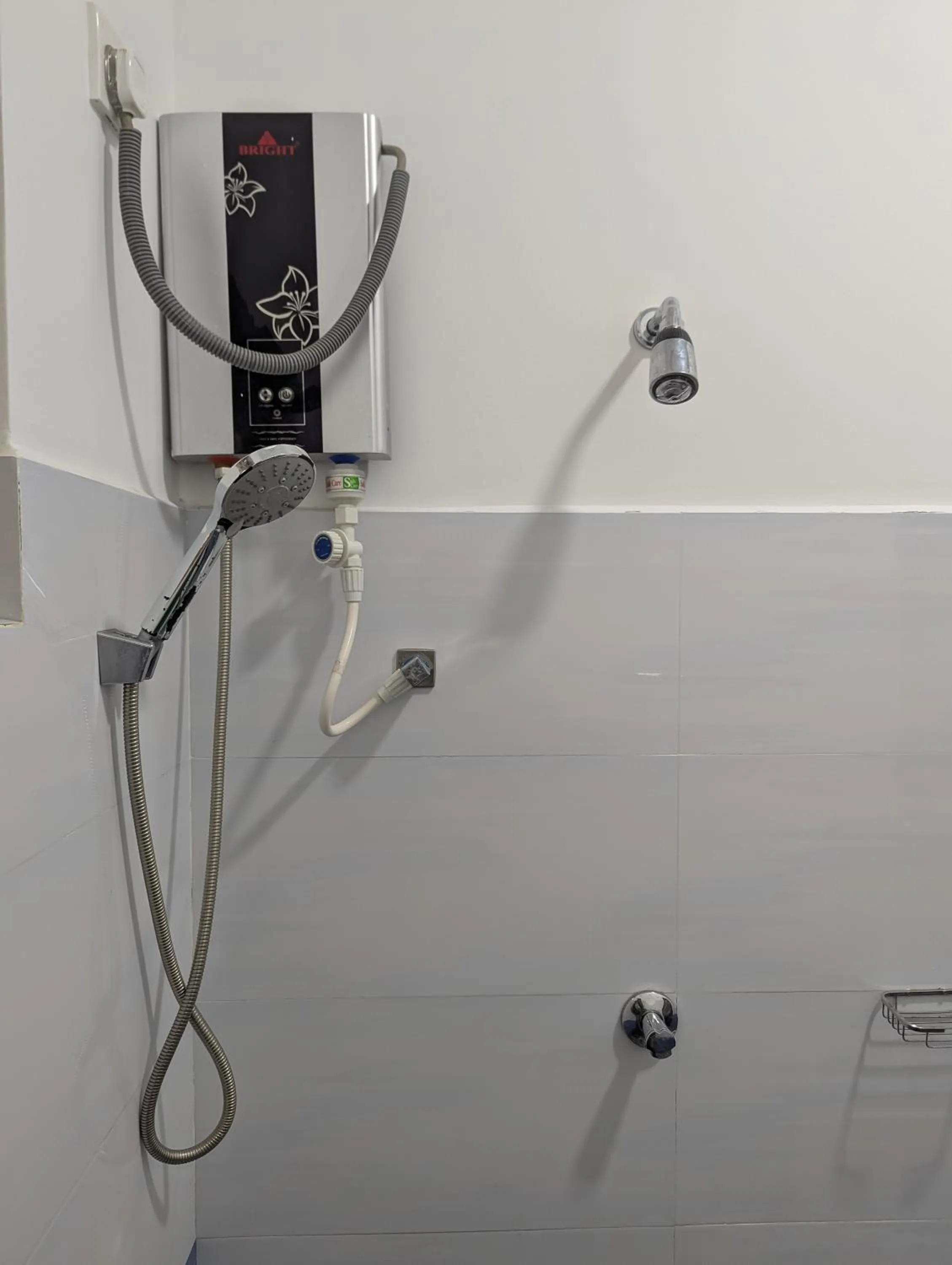 Shower in Nehansa Resort and safari