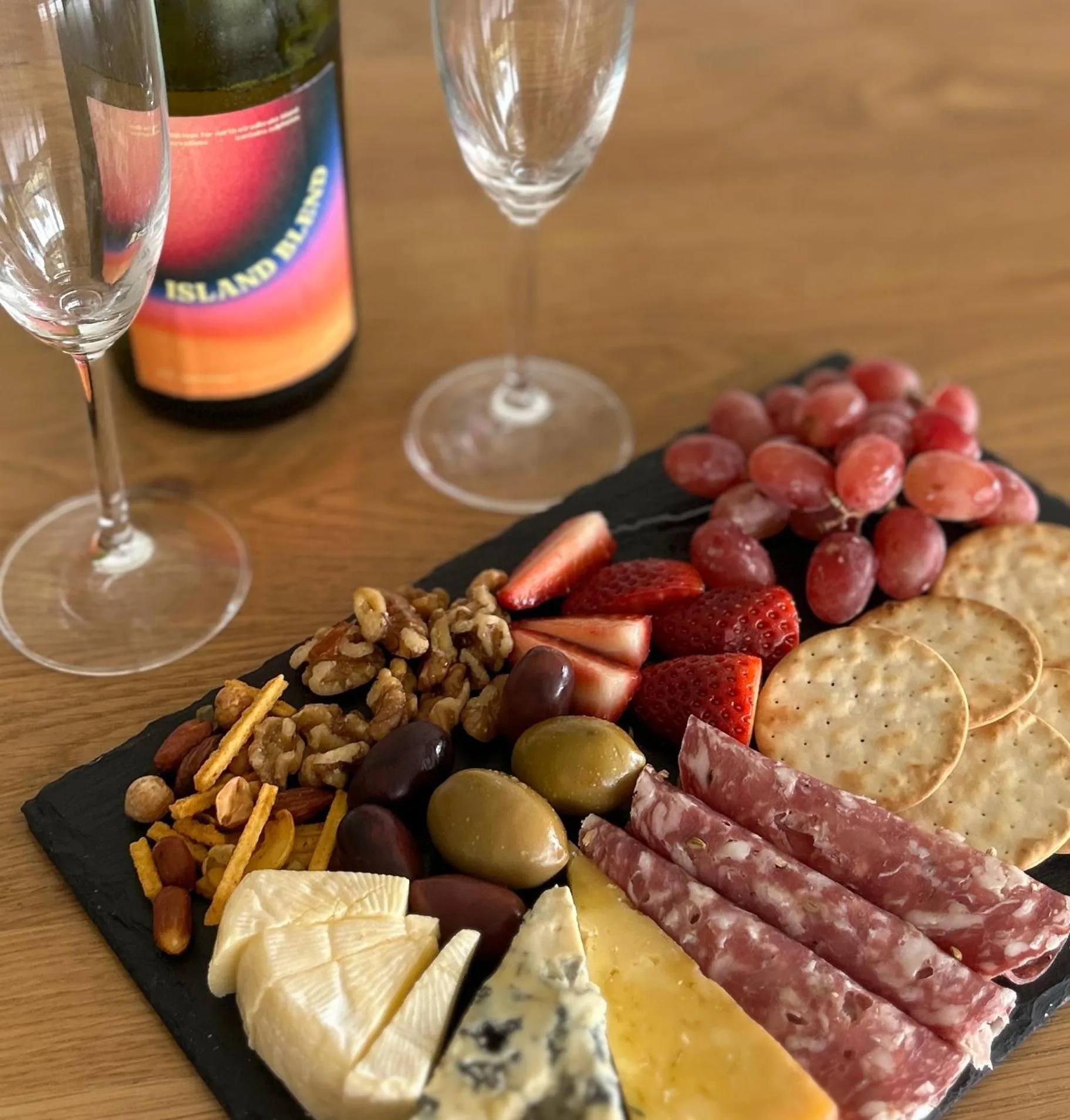 Food and drinks in Whalewatch Ocean Beach Resort