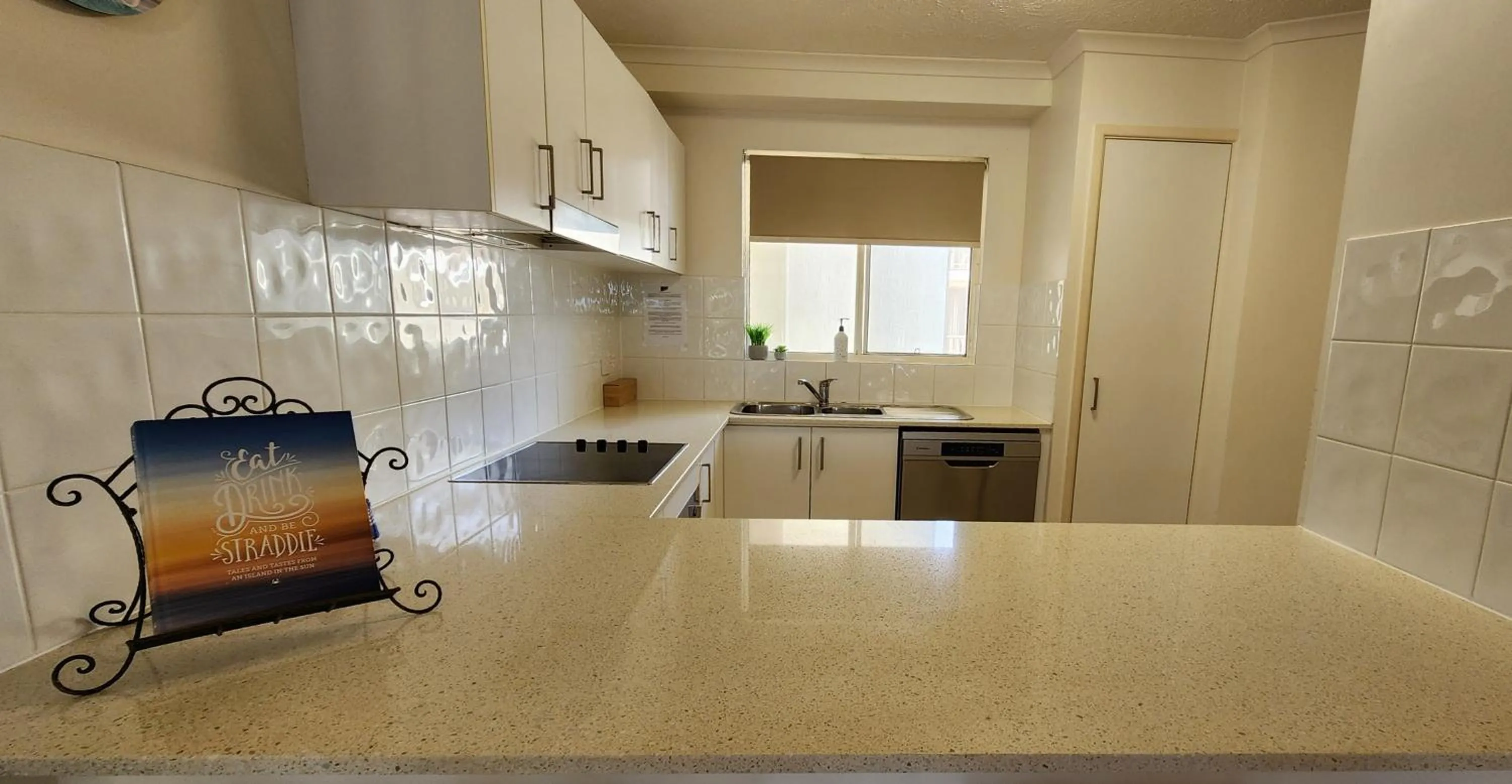 Whalewatch Ocean Beach Resort