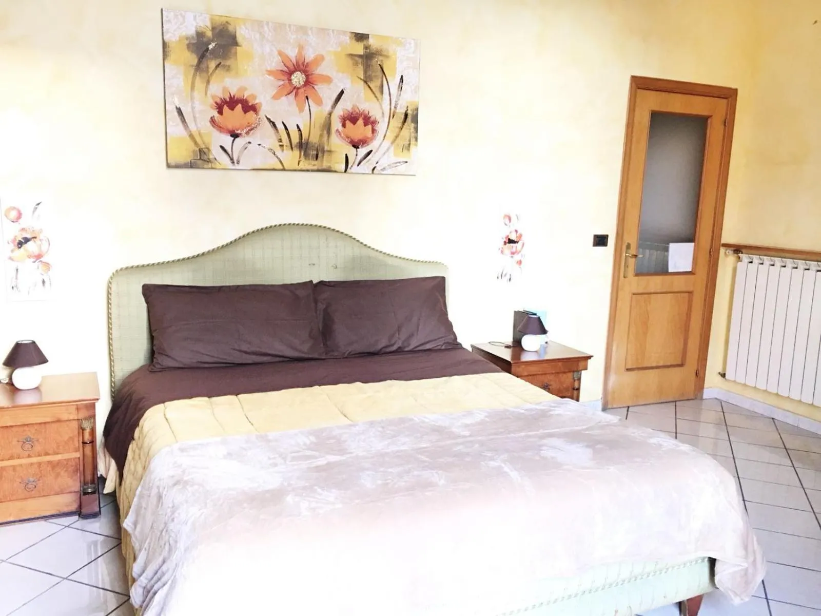 Bed in Suite Orchidea by Dimorra