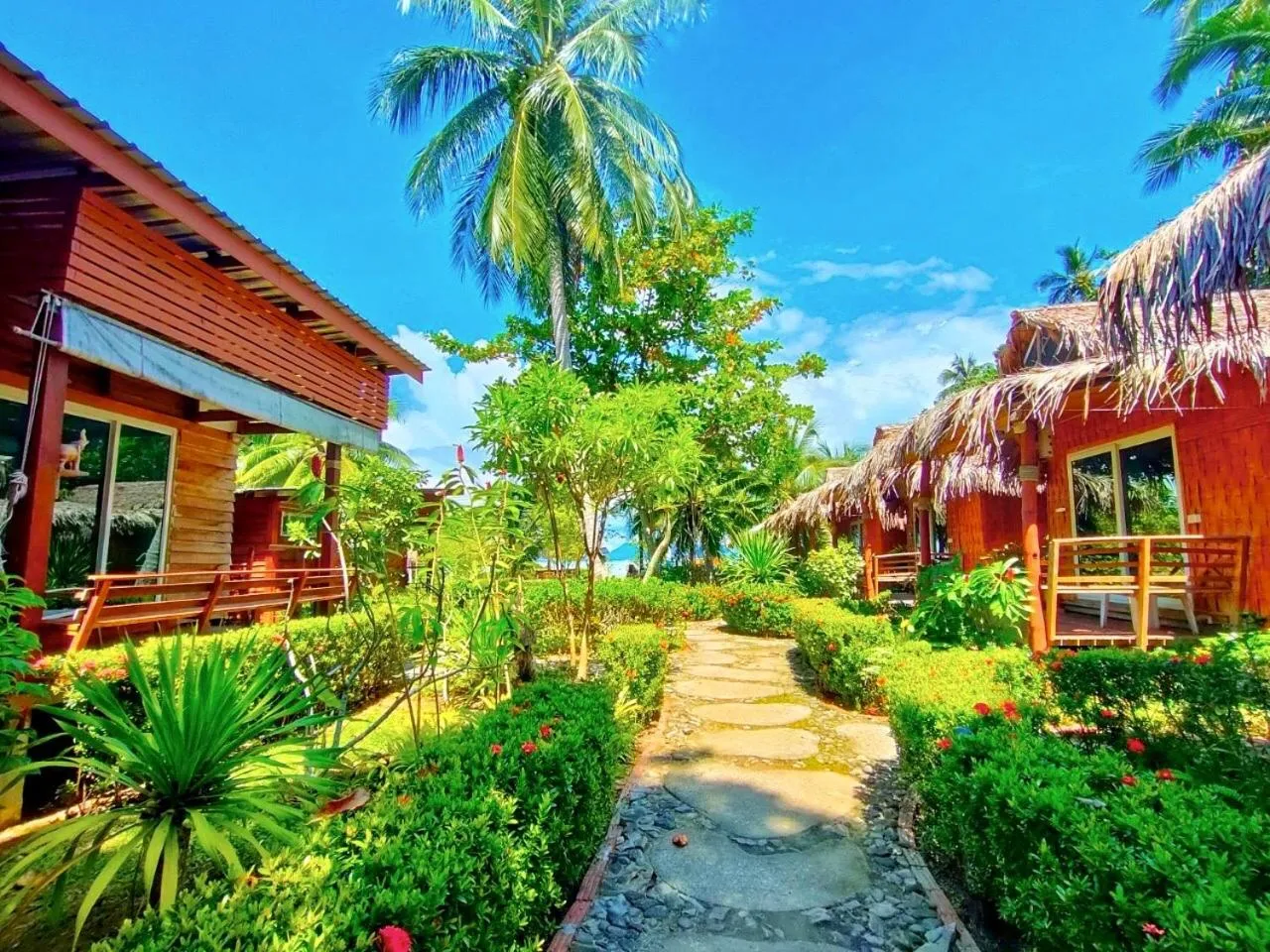 Garden view in Mook Montra Resort Sea Front