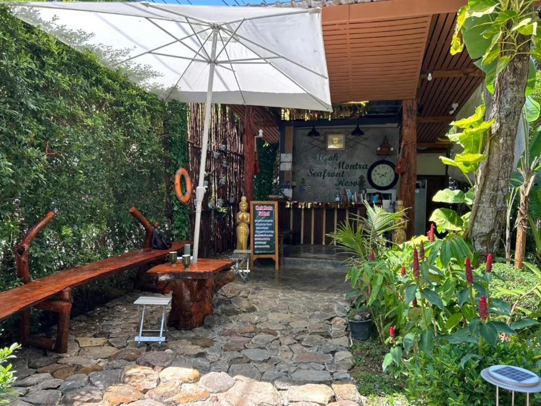 Garden in Mook Montra Resort Sea Front