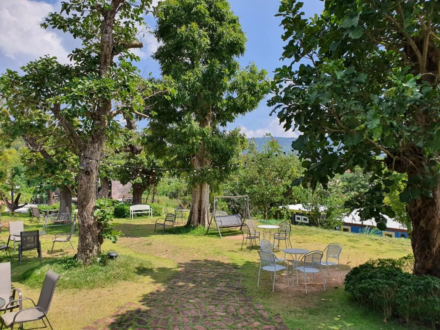 On-site shops in Phu Sumphao Valley ภูสำเภา วัลเลย์ รีสอร์ต