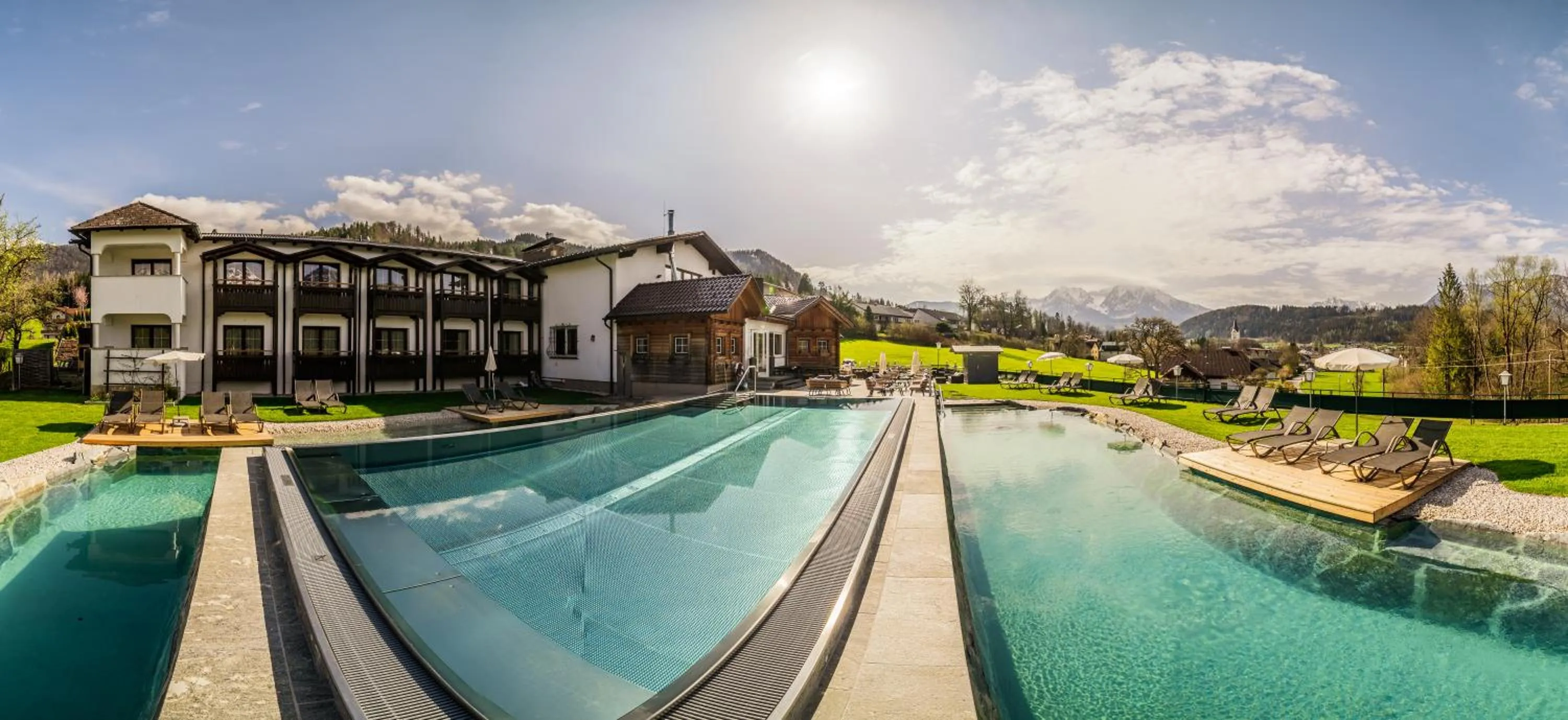 Swimming pool in Spa&Aktiv Hotel Lavendel