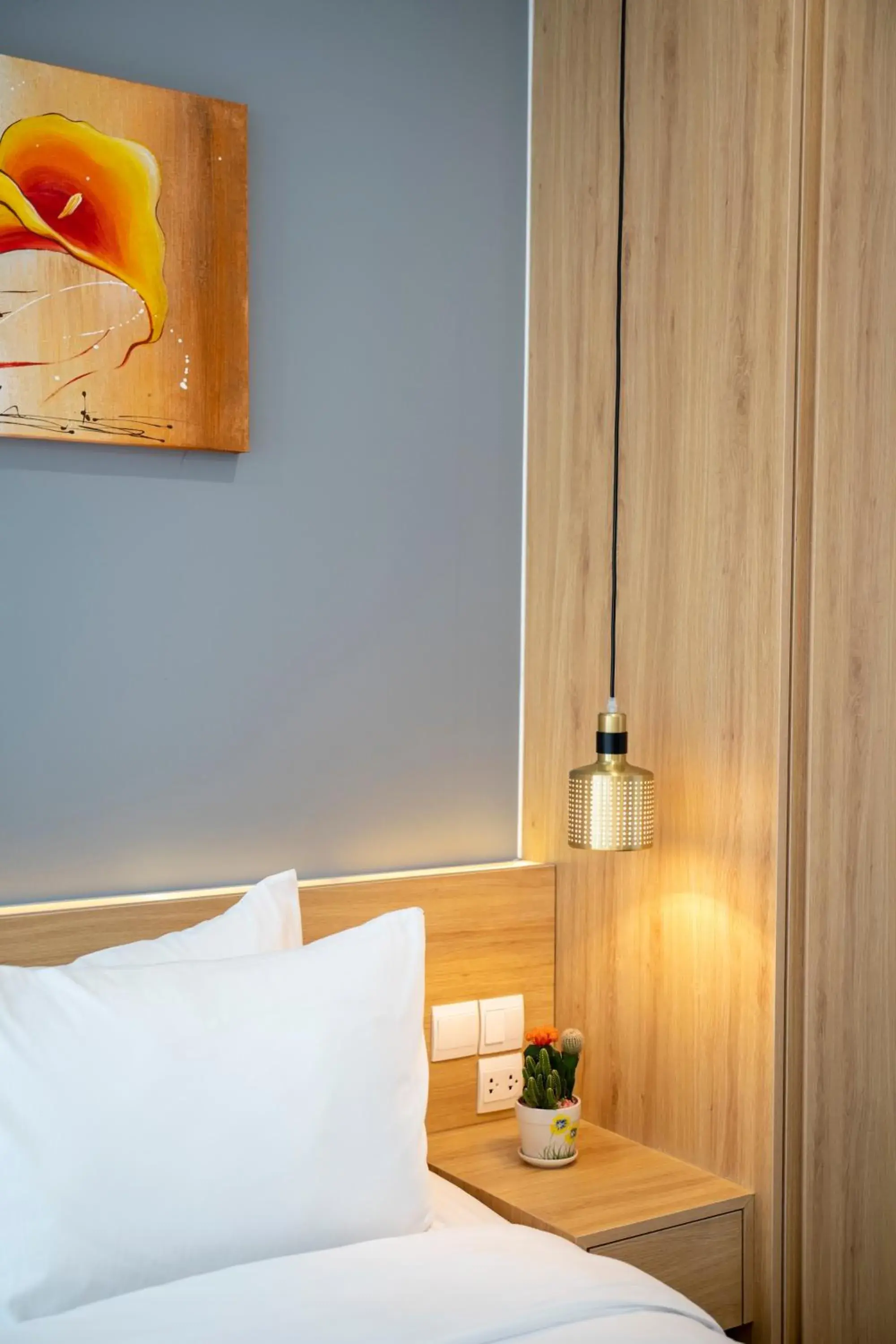 Bed in Magnolia Hotel Bed in Magnolia Hotel