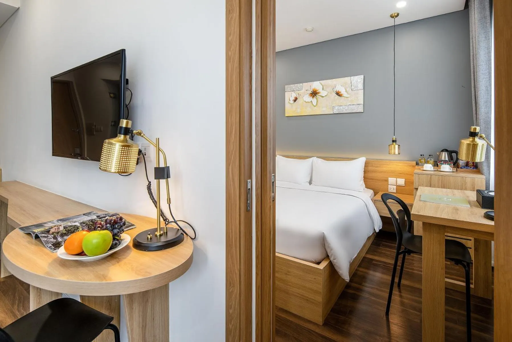 Bed in Magnolia Hotel